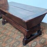 18th century Maie table in walnut