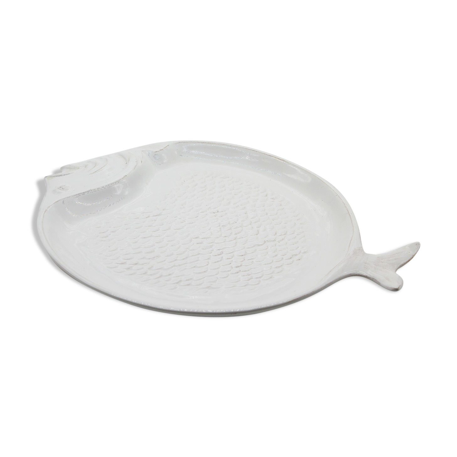 Large dish white ceramic fish
