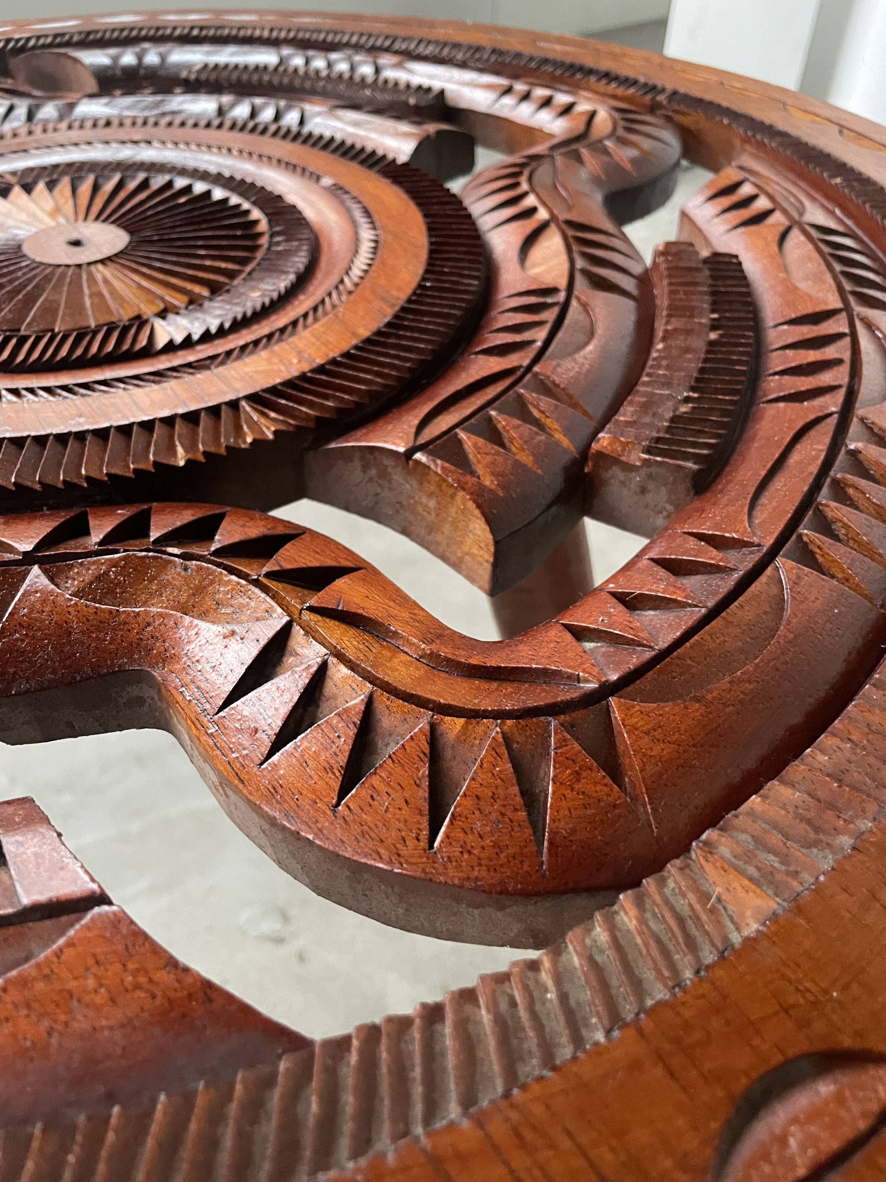 60s tripod coffee table in chiseled wood