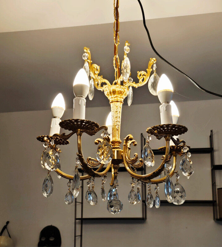 Five-light chandelier in chiseled bronze and crystal