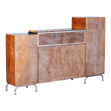 Buffet Bauhaus en noyer restauré par Robert Slezak, acier chromé, Tchéquie, années 1930