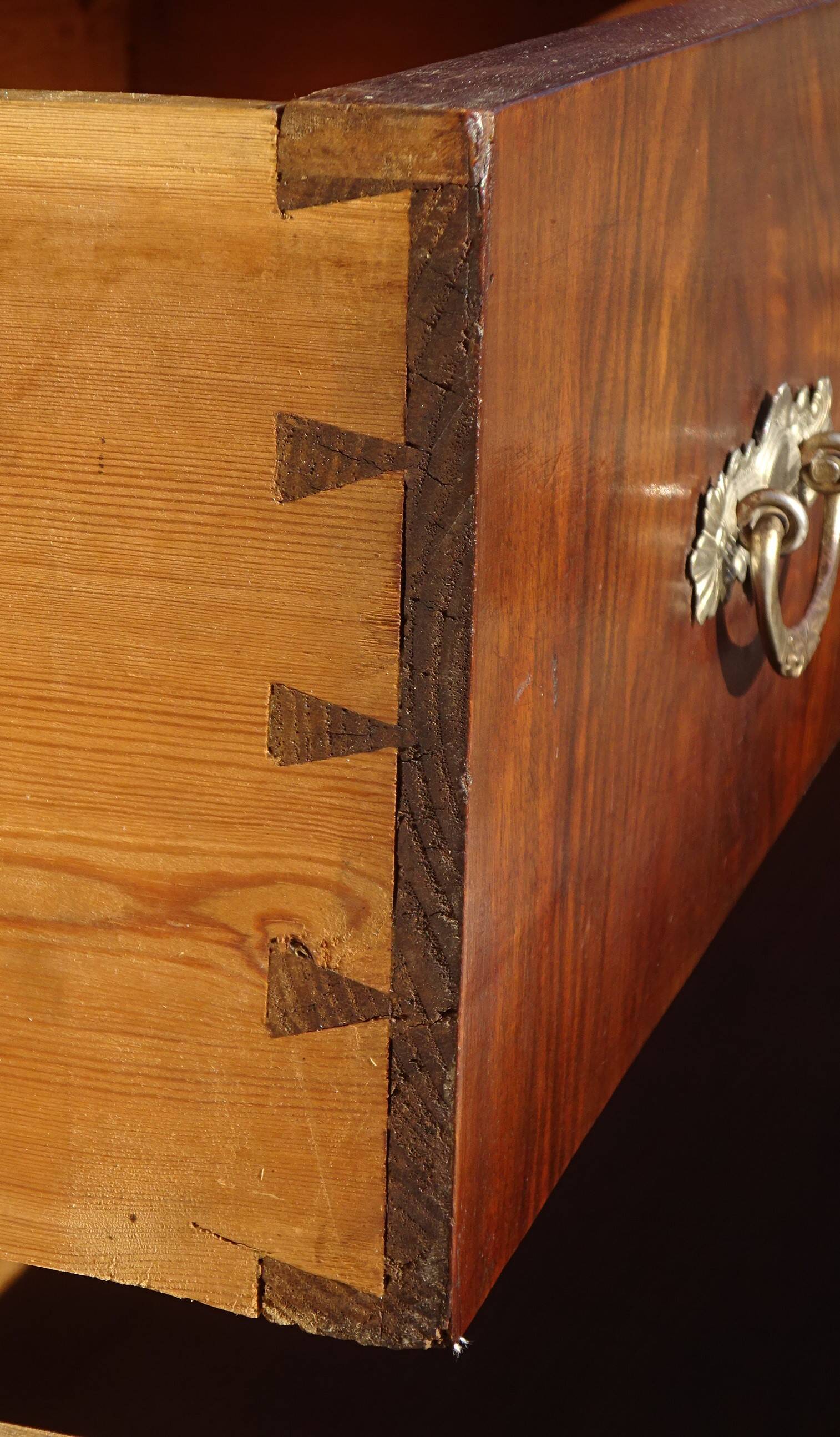 Walnut chest of drawers, black marble top
