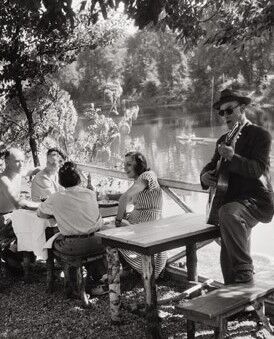 Photography, "Bords de Marne à Nogent", 1959 / Tribute to Willy Ronis / NB / 15 x 15