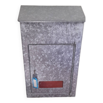 Galvanized letter box