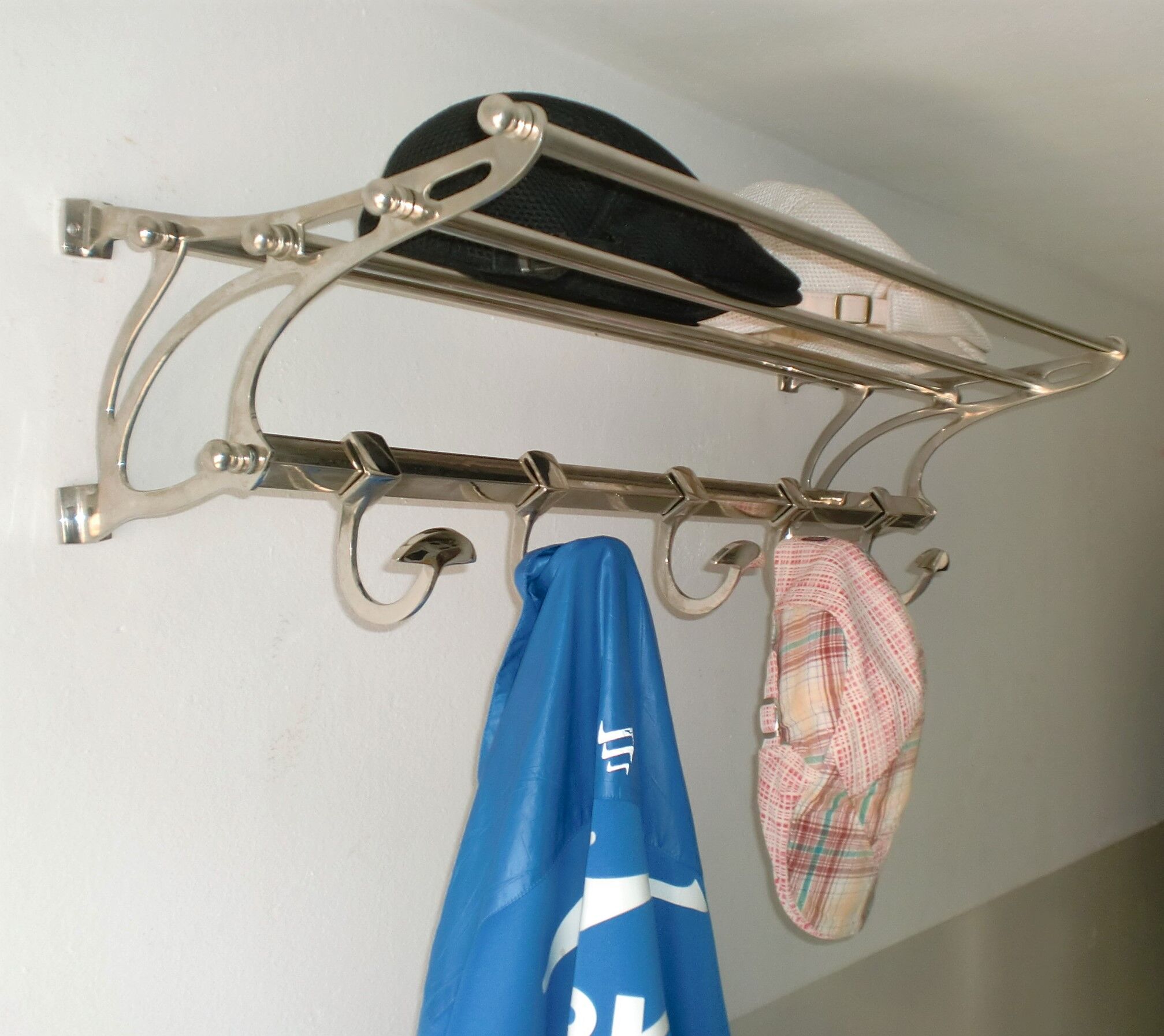 Art-Deco / Art-Nouveau Coat Rack & 2 Hangers