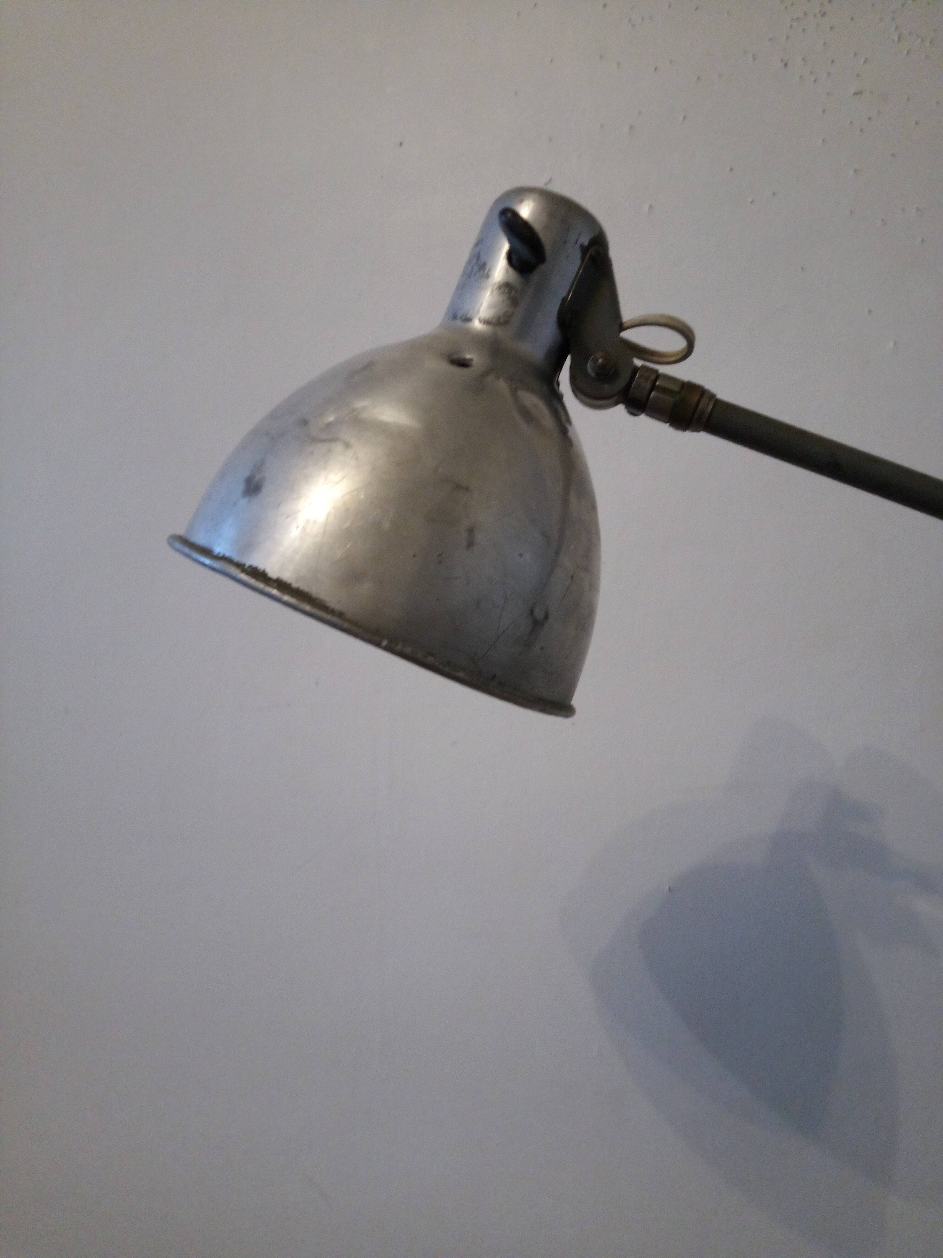 Large articulated industrial / workshop lamp - 1940-50