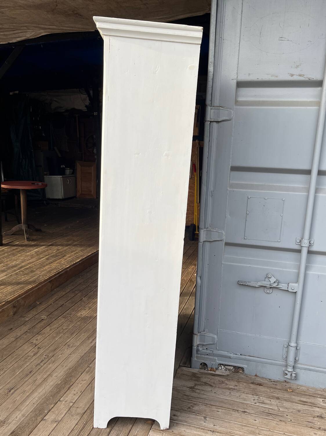 Armoire, penderie parisienne