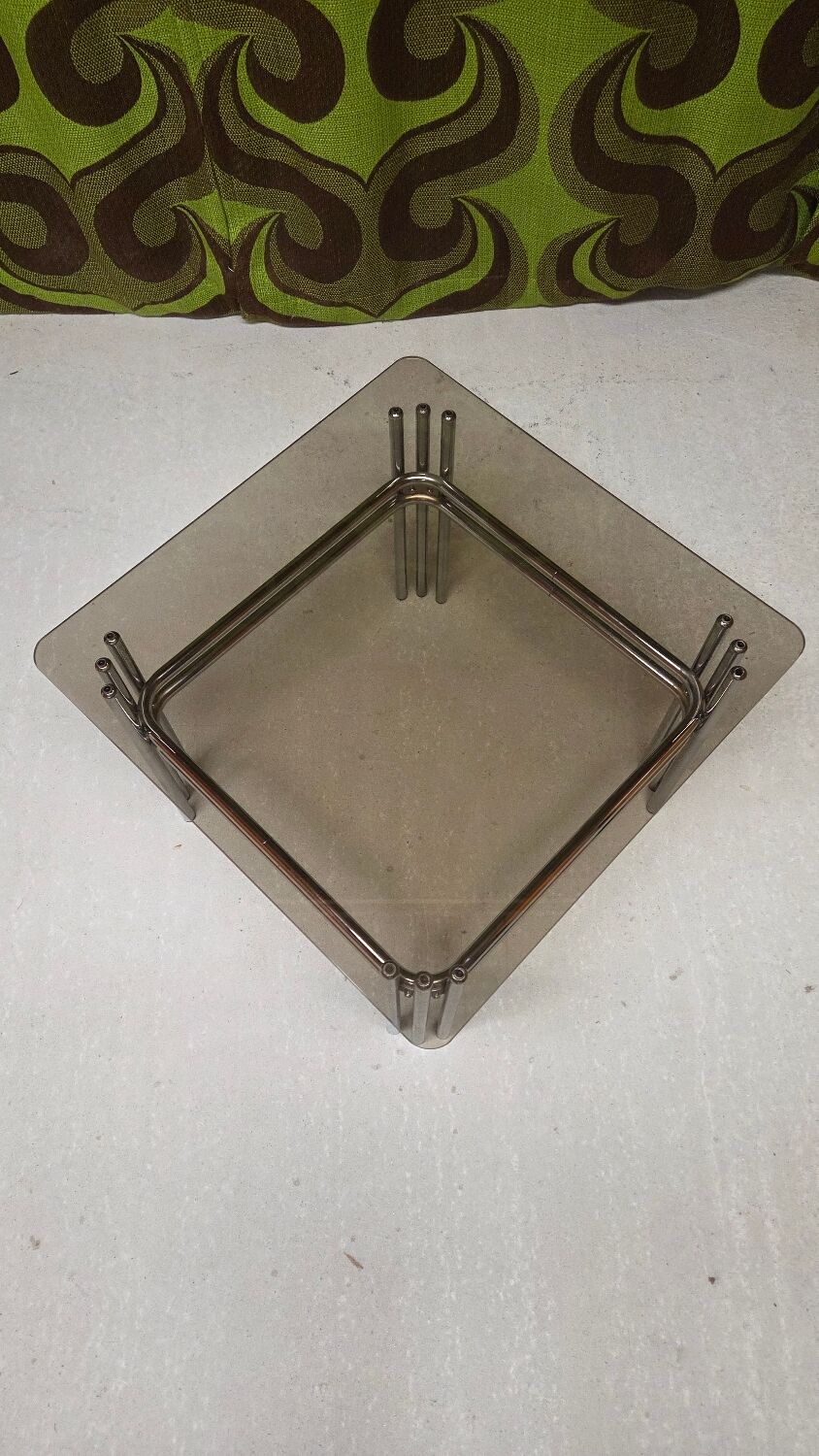 Table basse chrome verre fumé 1970"
