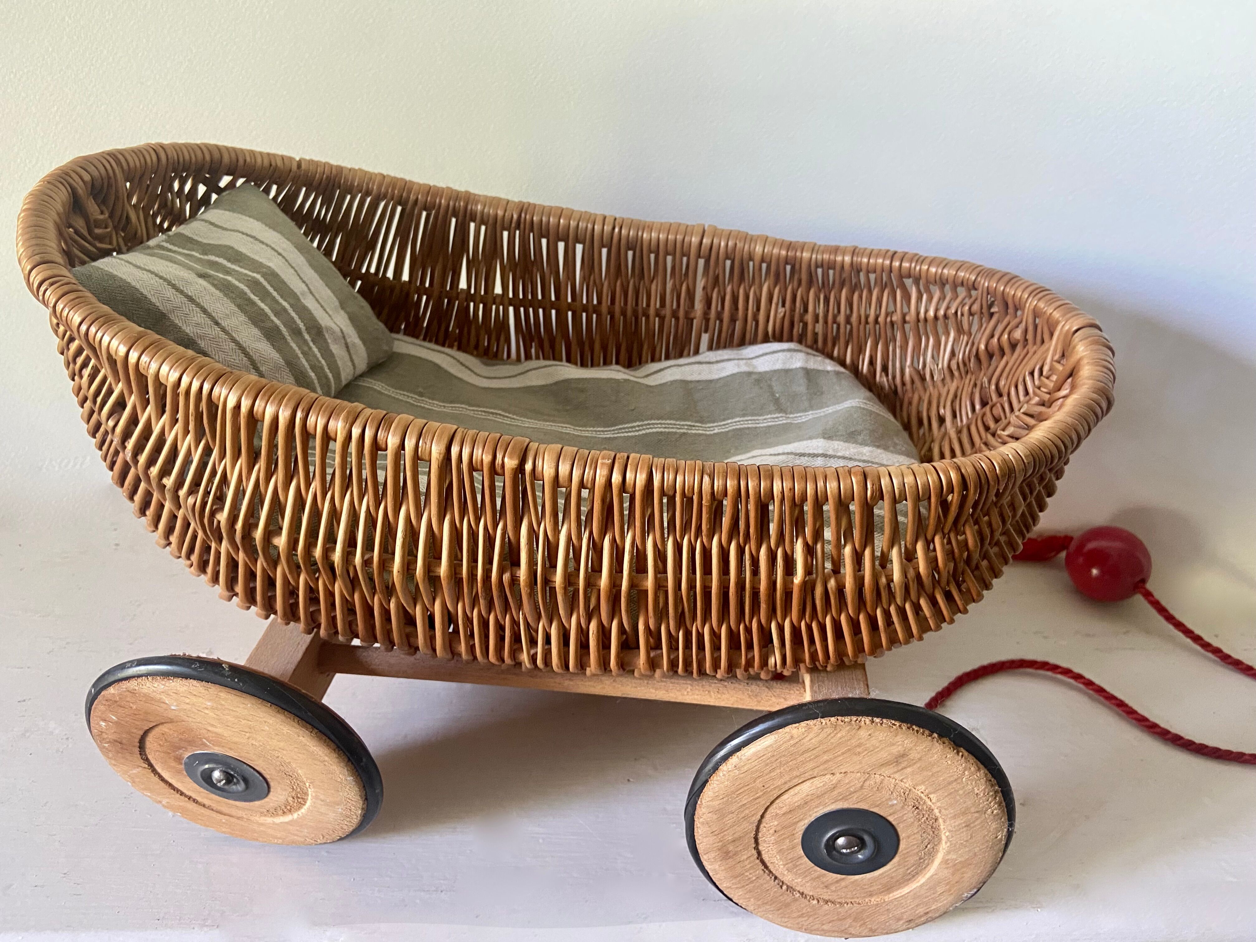 Braided wicker cradle, pulling toy