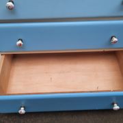 Vintage chest of drawers