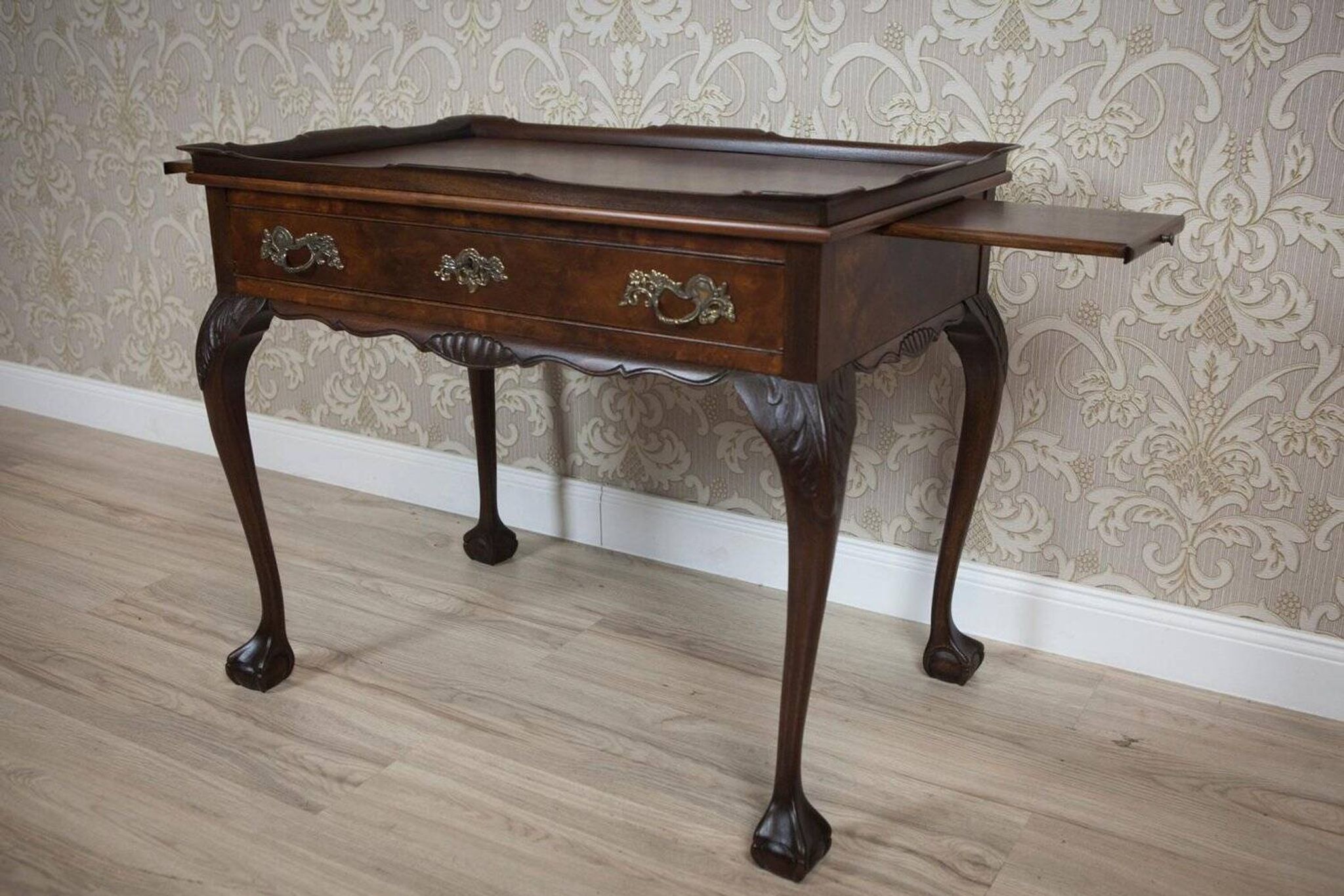 Table à thé murale de type Chippendale, 1950