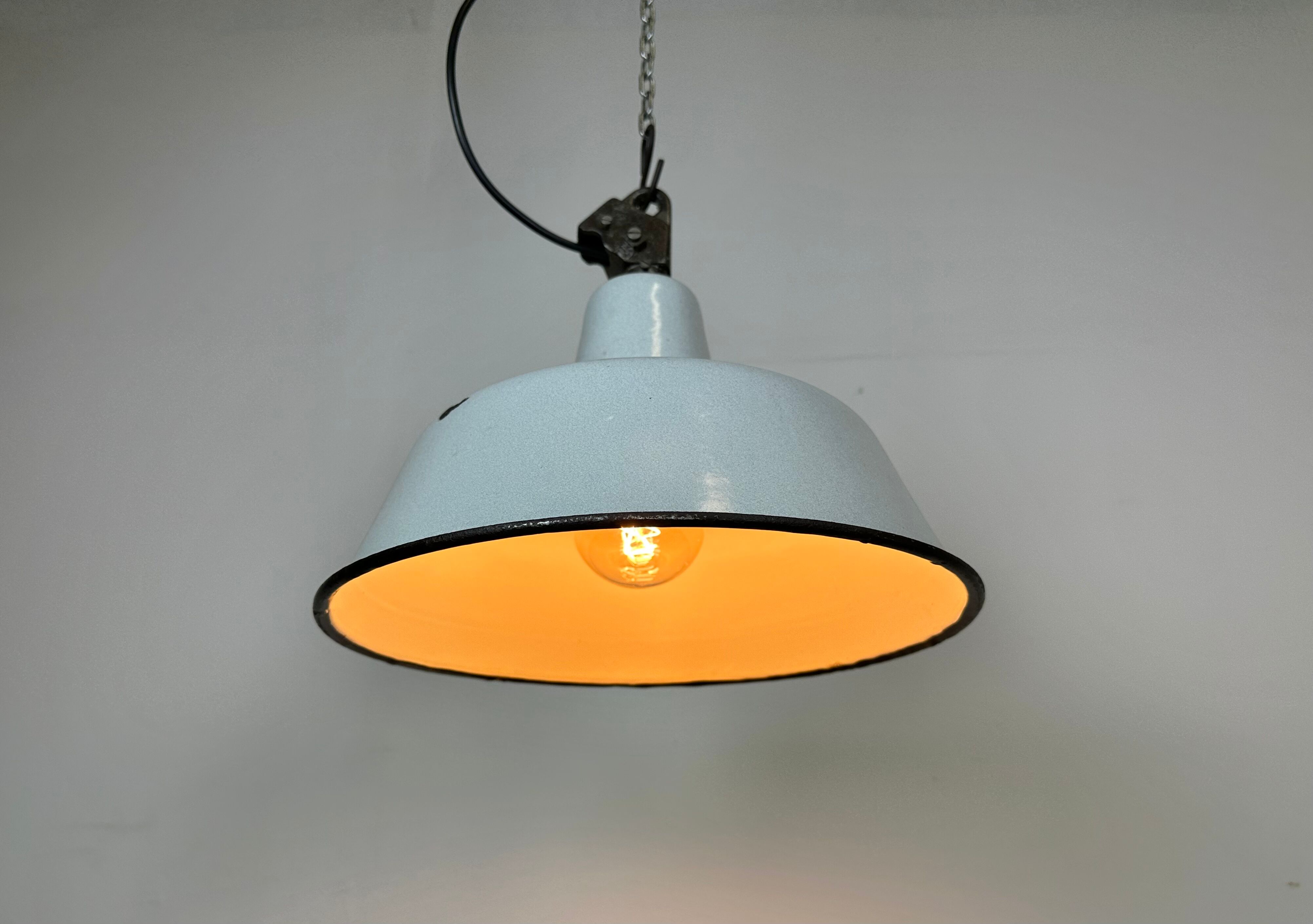 Industrial White Enamel Factory Lamp with Cast Iron Top, 1960s