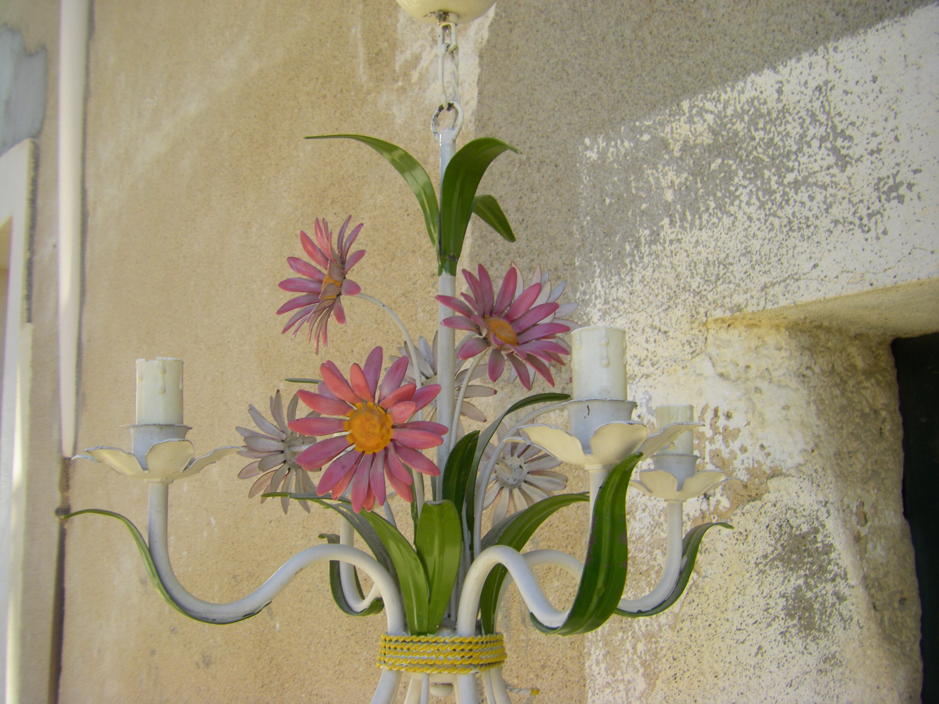 Vintage chandelier in painted sheet metal with flowers