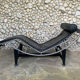 Chaise longue LC4 Cassina Vintage, Charlotte Perriand, Le Corbusier et Pierre Jeanneret années 1960