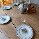 Round farmhouse table