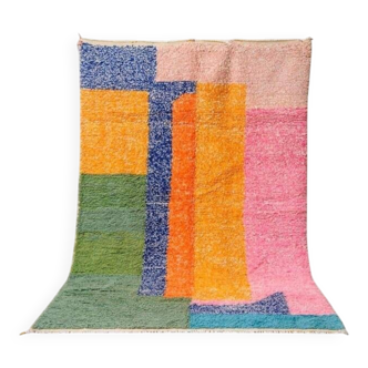 Handmade traditional Moroccan wool rug size 150 x 250 cm