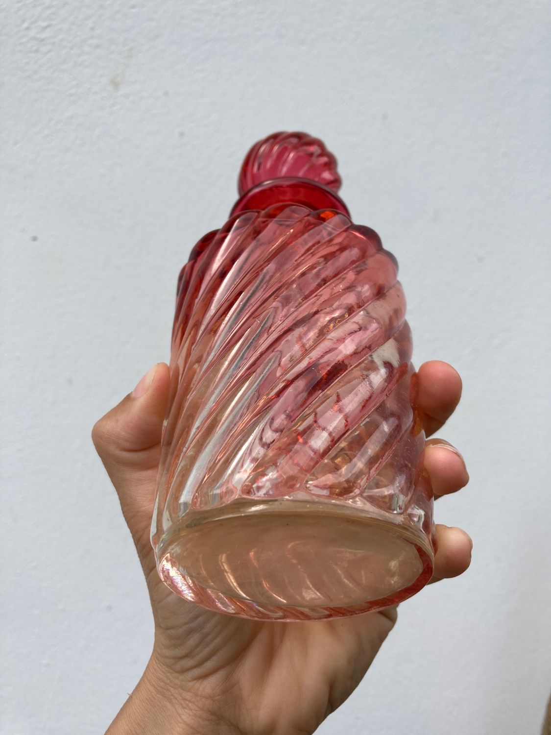 Old bottle pink Baccarat ancient crystal perfume / toilet accessory