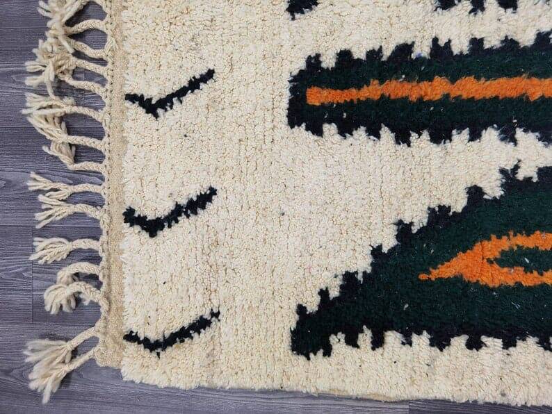 Handwoven Berber rug, 140 x 260 cm