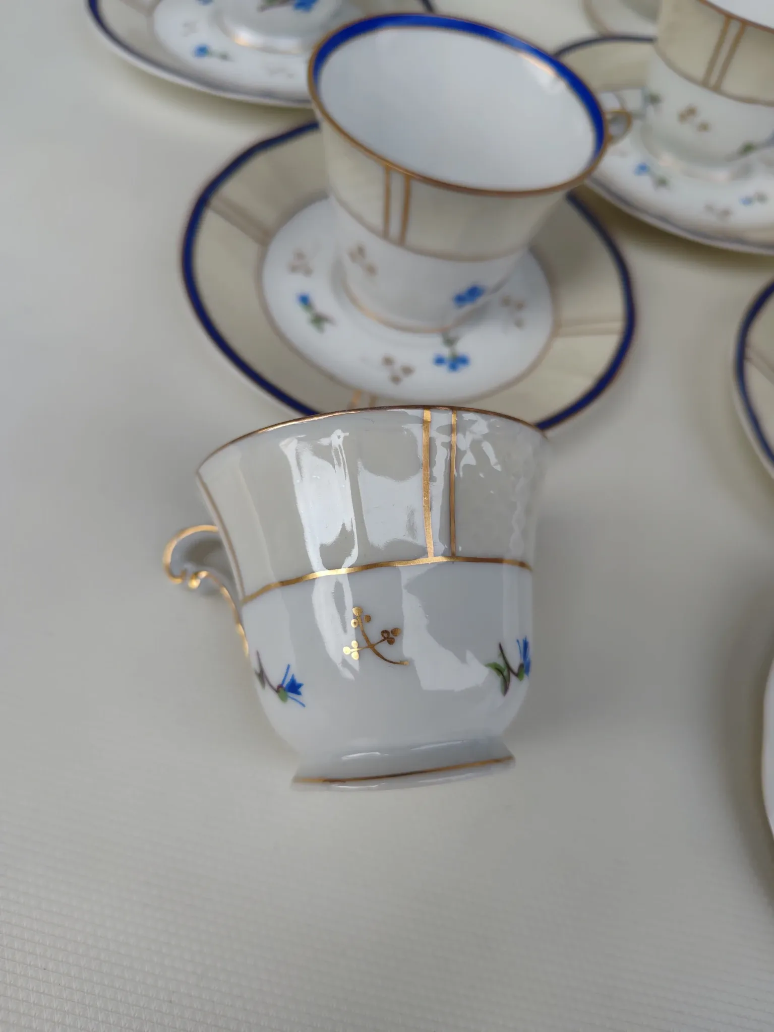 Coffee service in Limoges porcelain, by Bernardaud. 1930s.