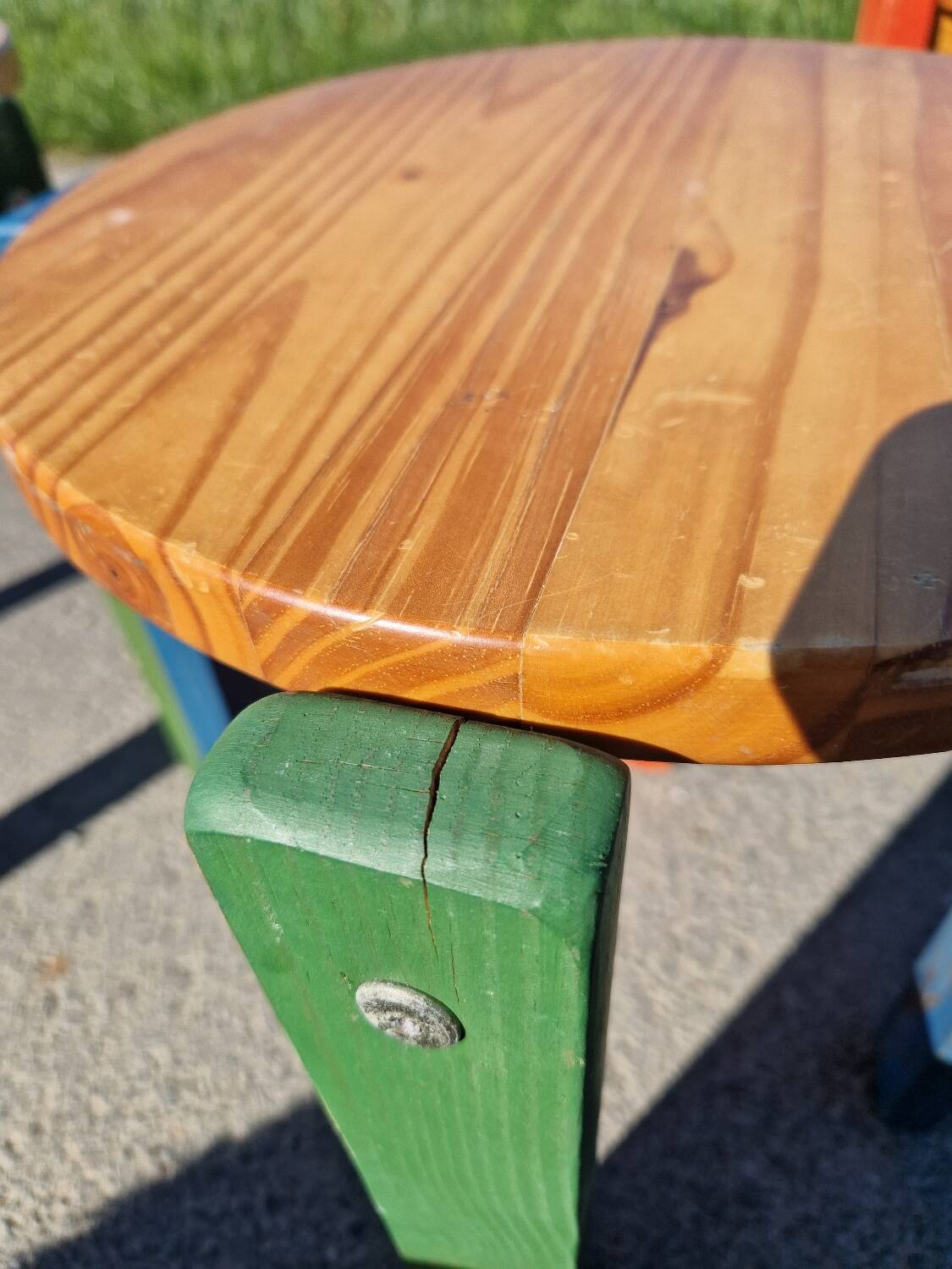 Set of 3 stackable pine stools