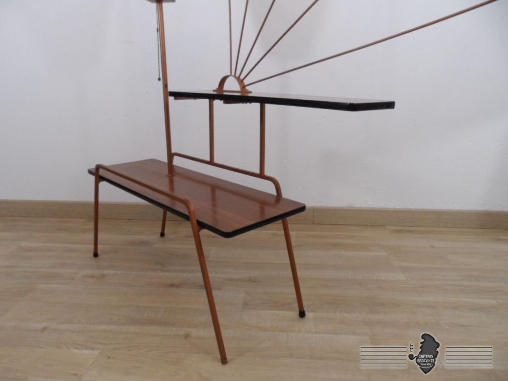 Shelf bookcase with seventies light