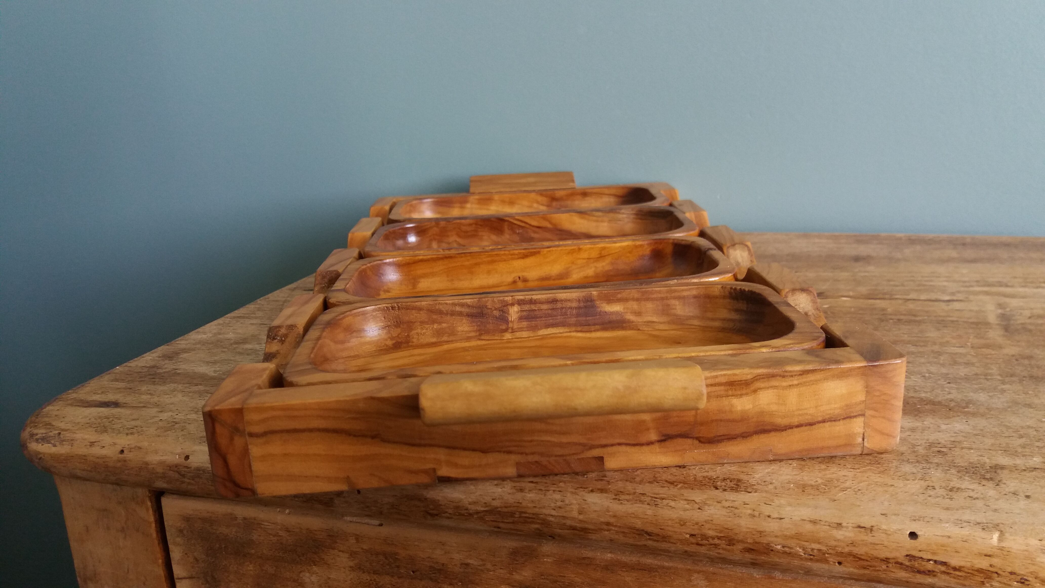 Olive wood aperitif platter and ramekins