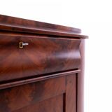 Commode d'angle ancienne, Europe du Nord, vers 1880