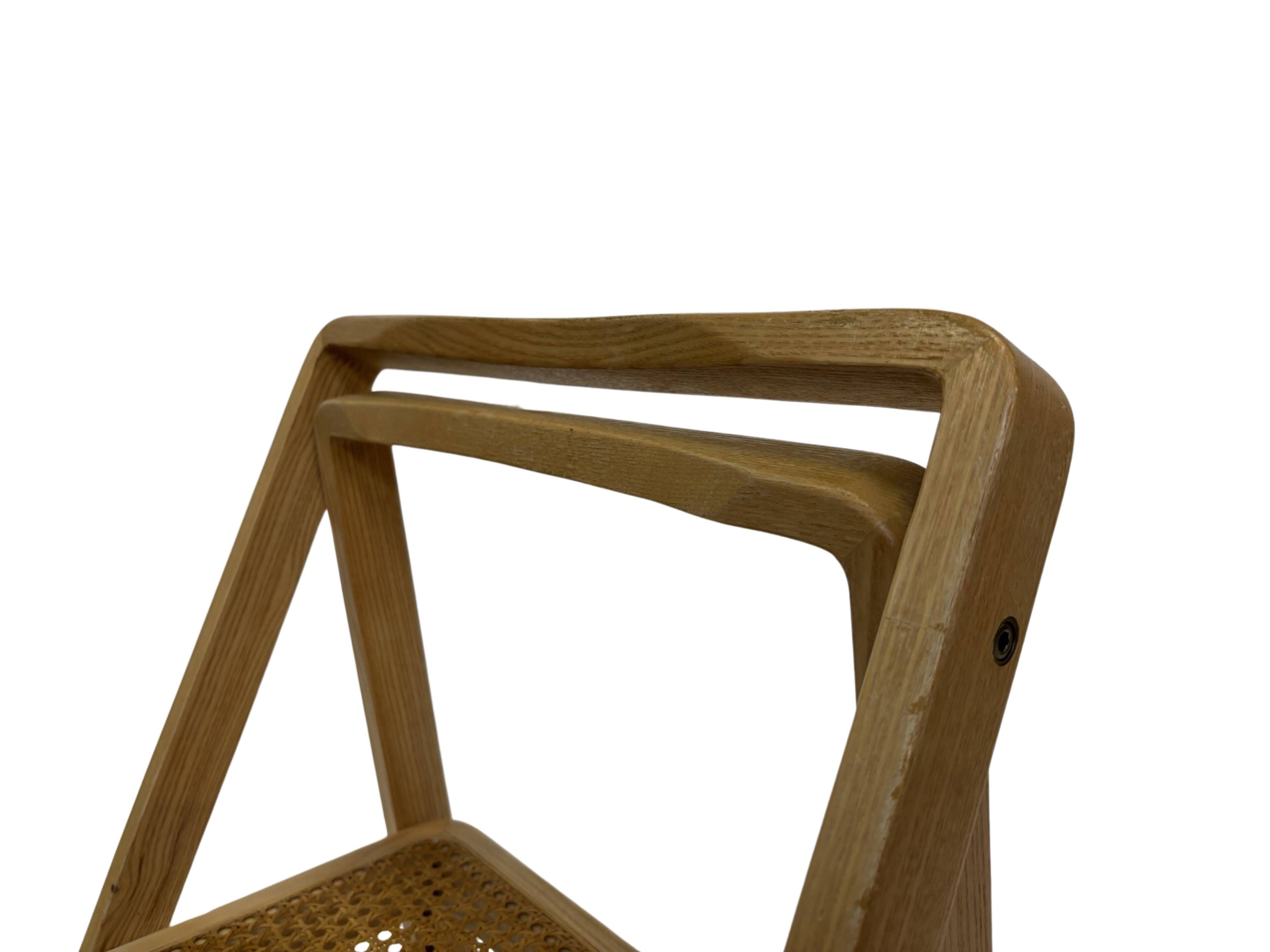 Ensemble vintage de 4 chaises pliantes, design en sangle et bois, années 1970