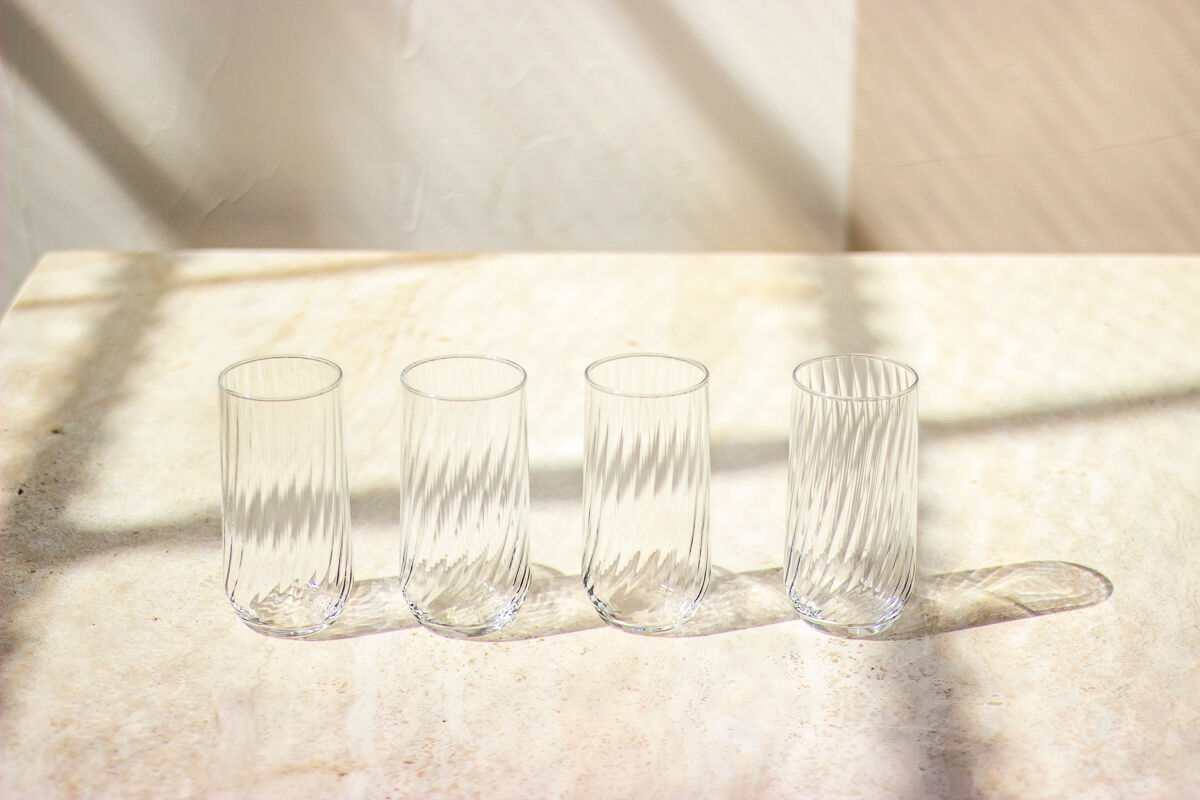 4 verres hauts striés