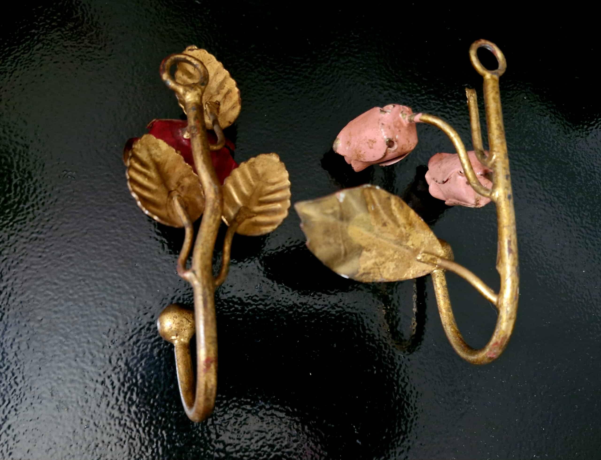 Decorative tiebacks / Coat hooks