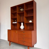 Vintage bookcase - wall cabinet teak Peter Løvig