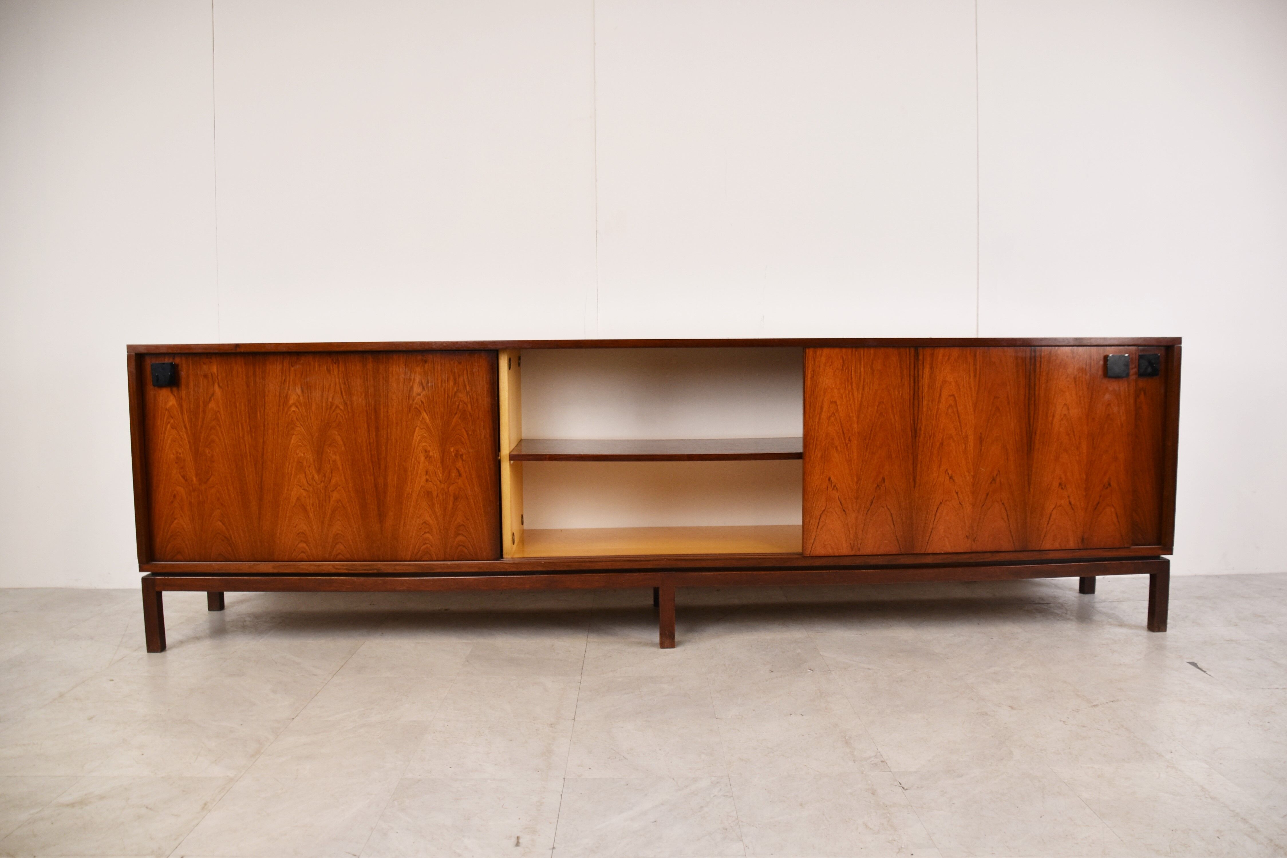 Enfilade modèle 440 d'Alfred Hendrickx pour Belform, années 1960