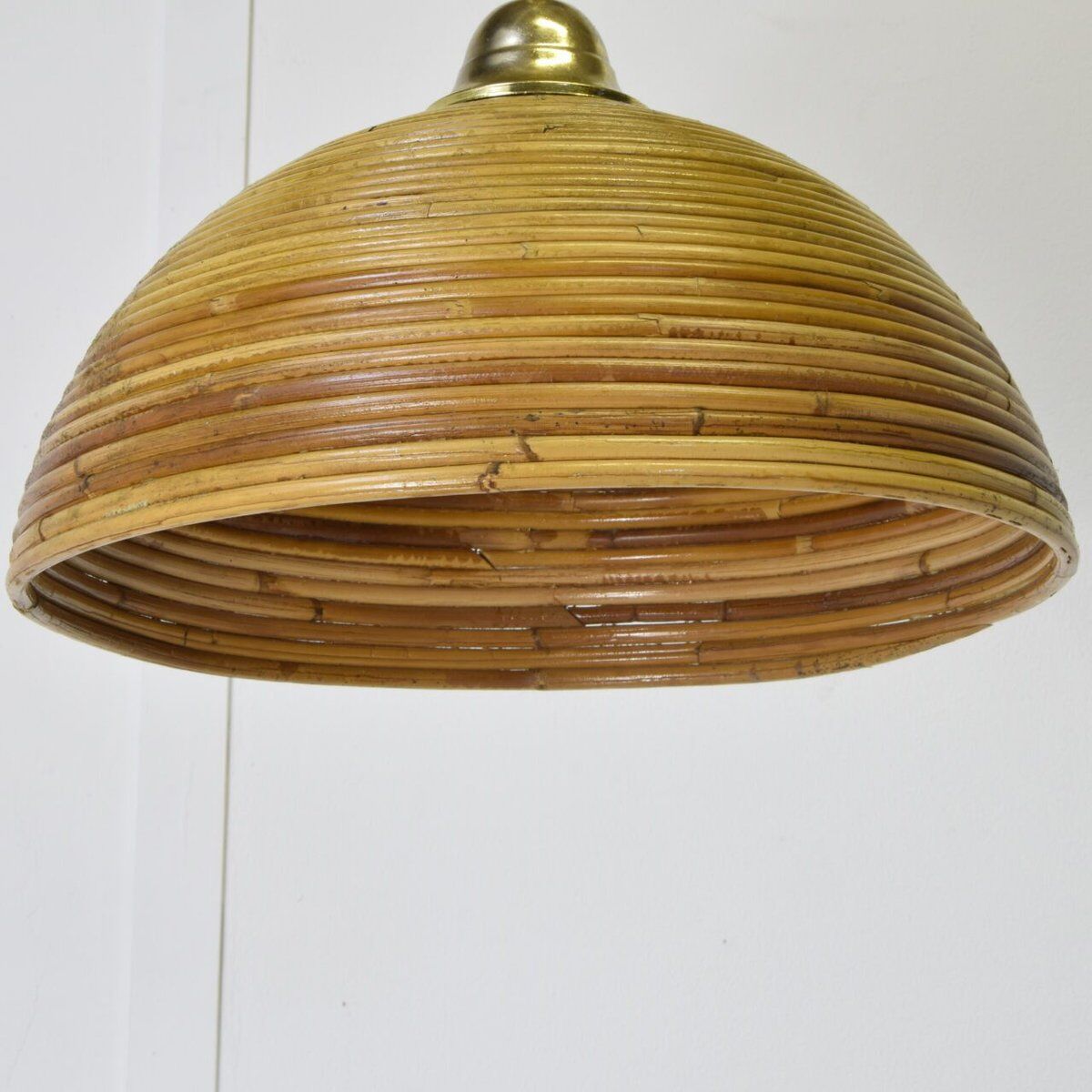 Vintage pendant lamp in bamboo and wicker, 1960s.