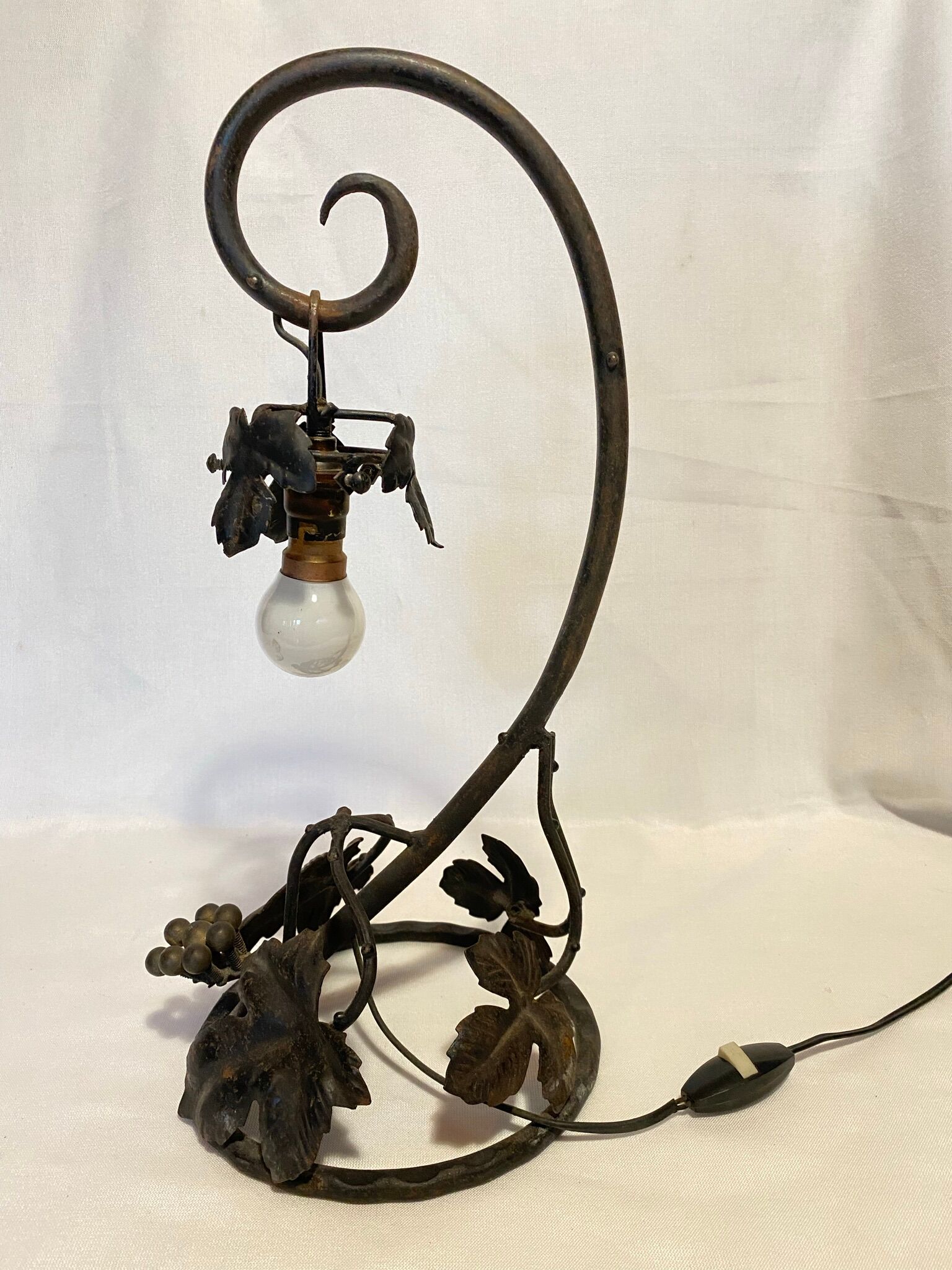 Art Deco lamp signed "Art de France"
