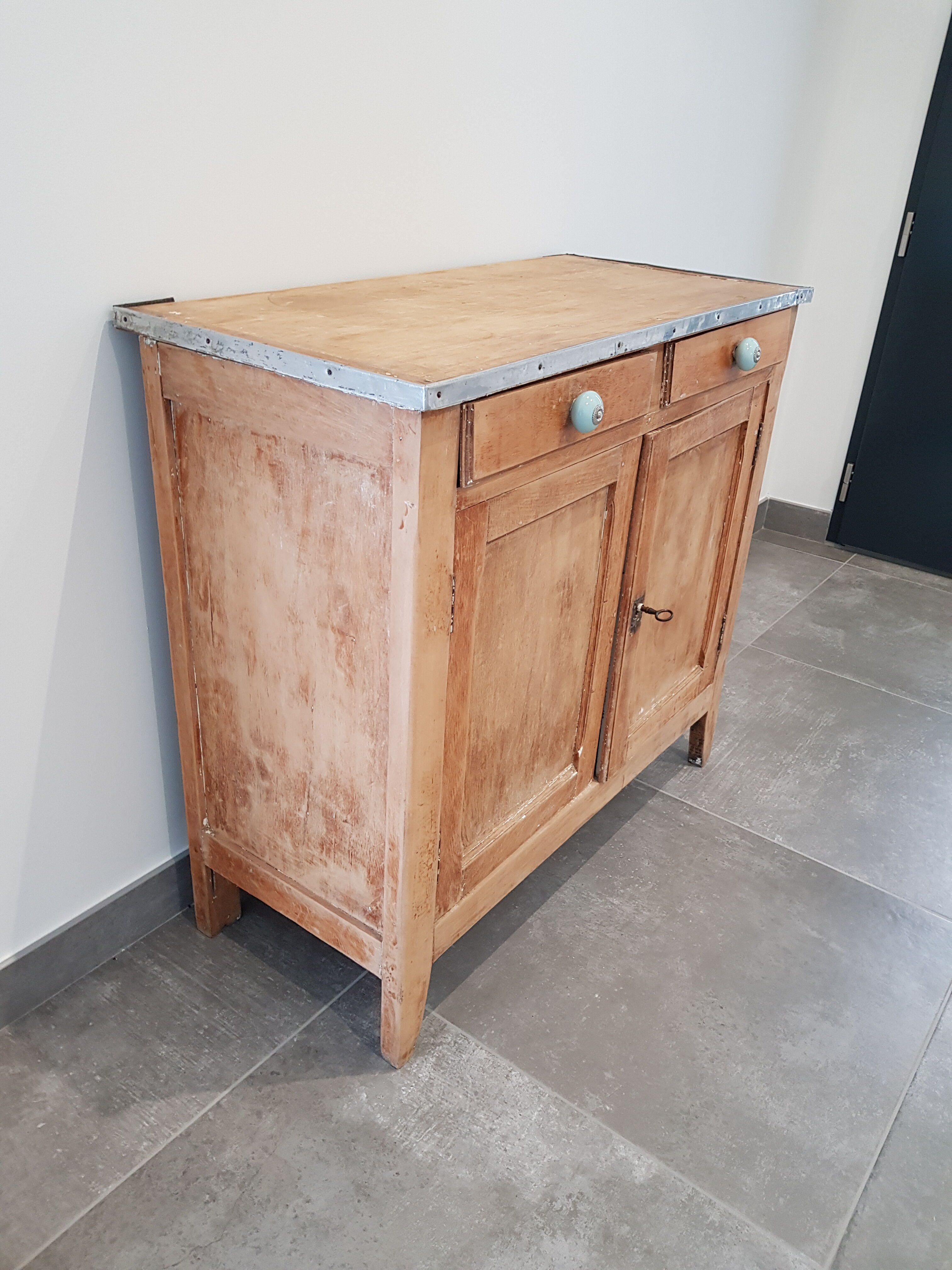 Parisian sideboard raw wood