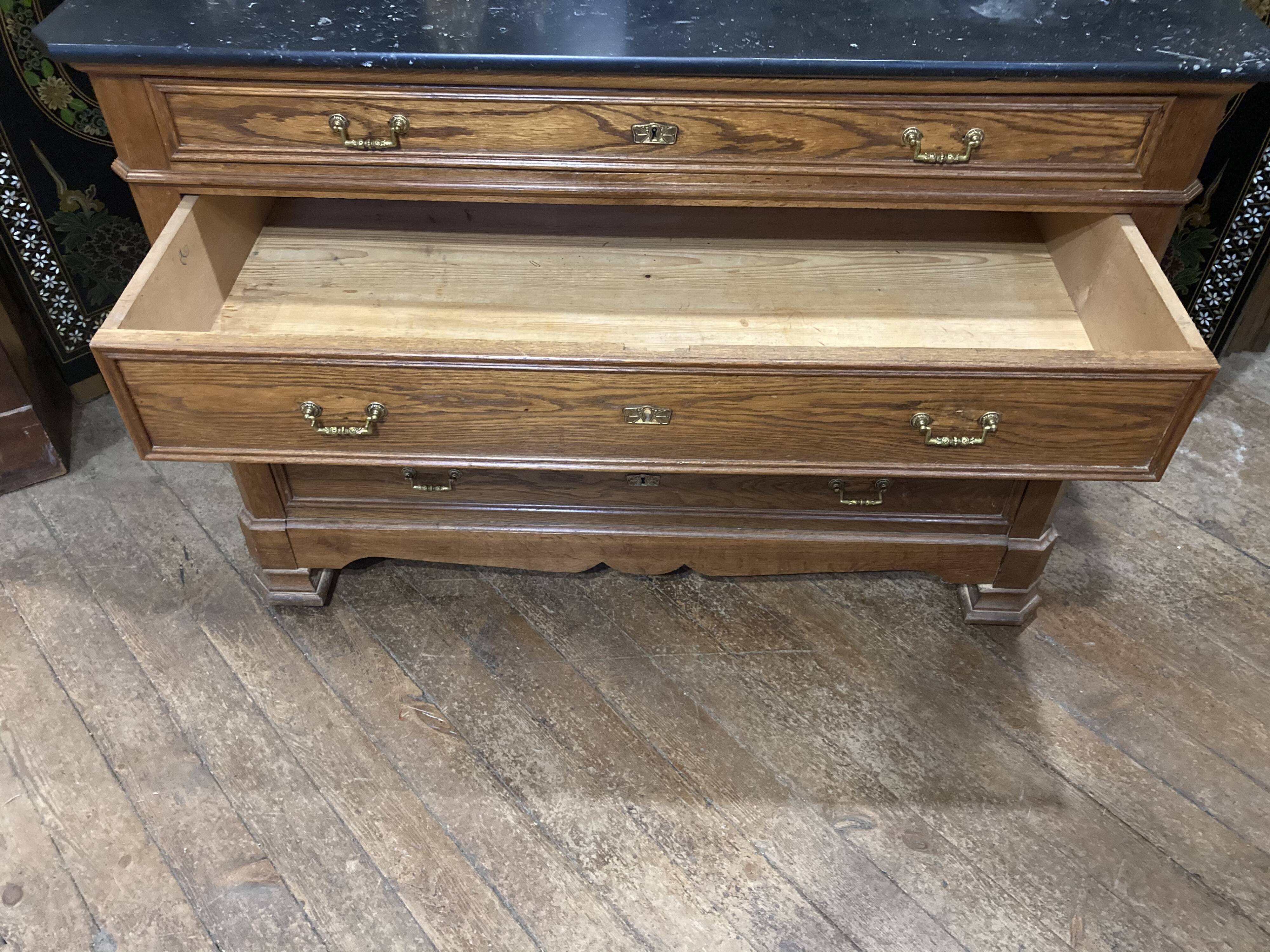 Louis XVI-style 4-drawer chest of drawers