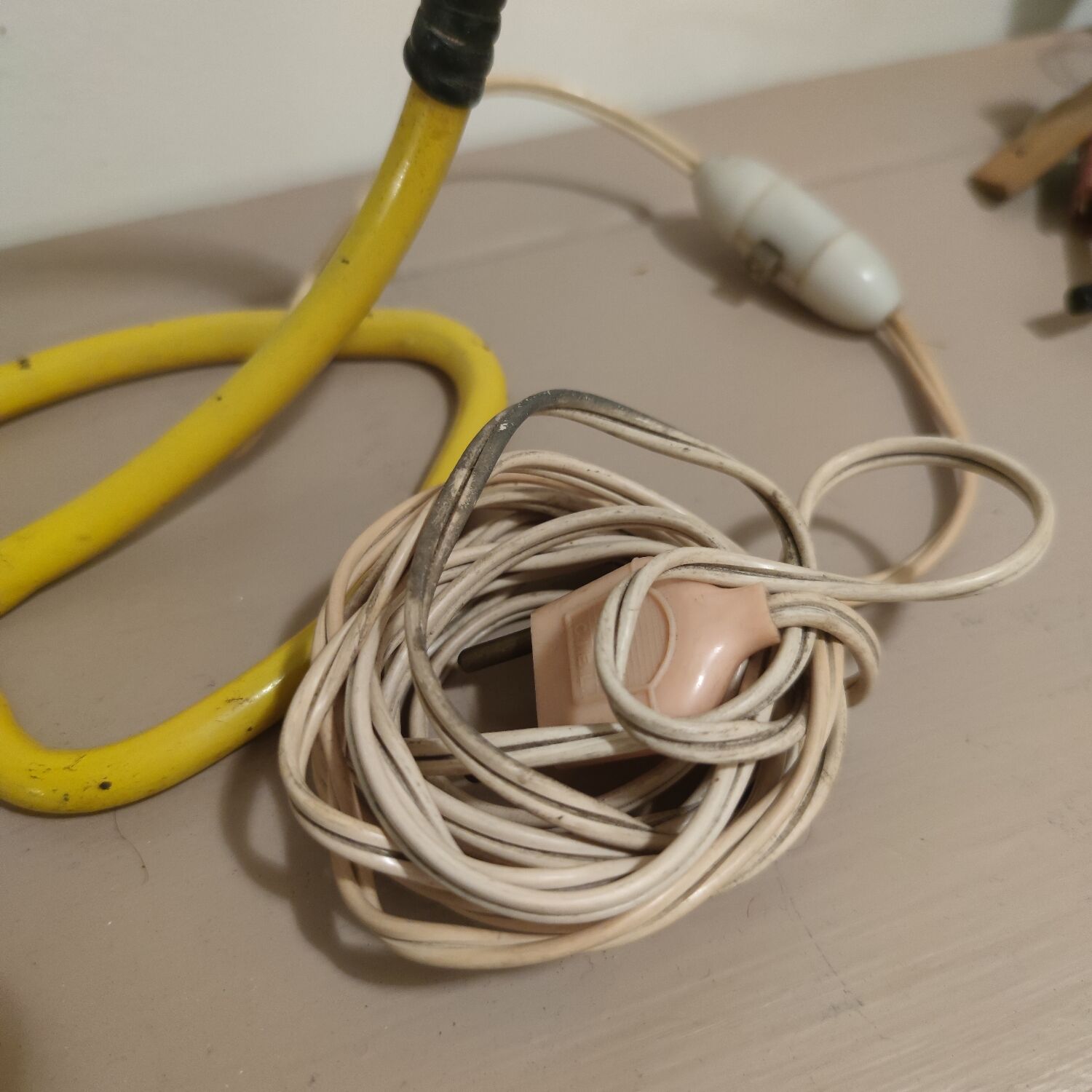 Lot 2 vintage lamps 1950s