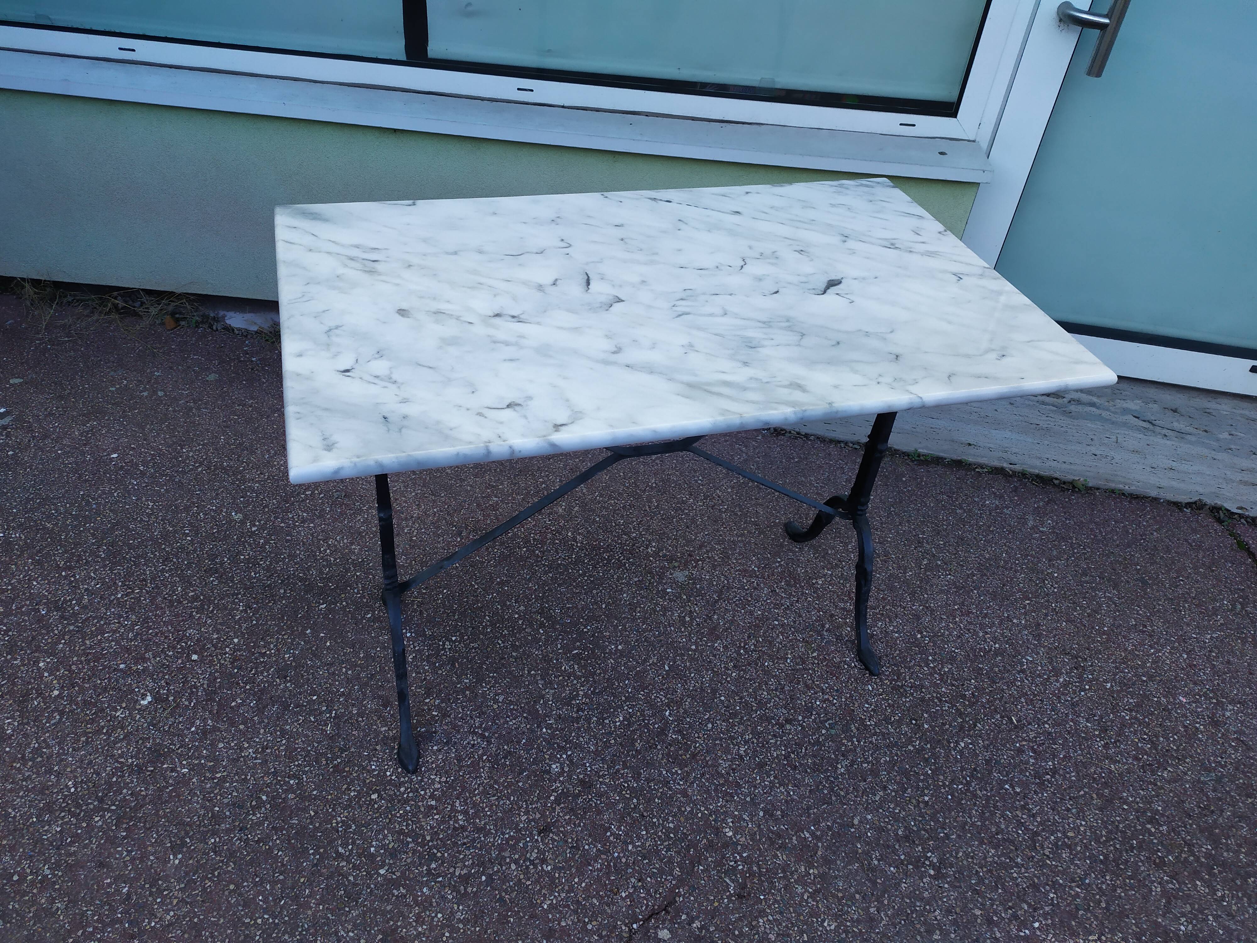 Marble bistro table