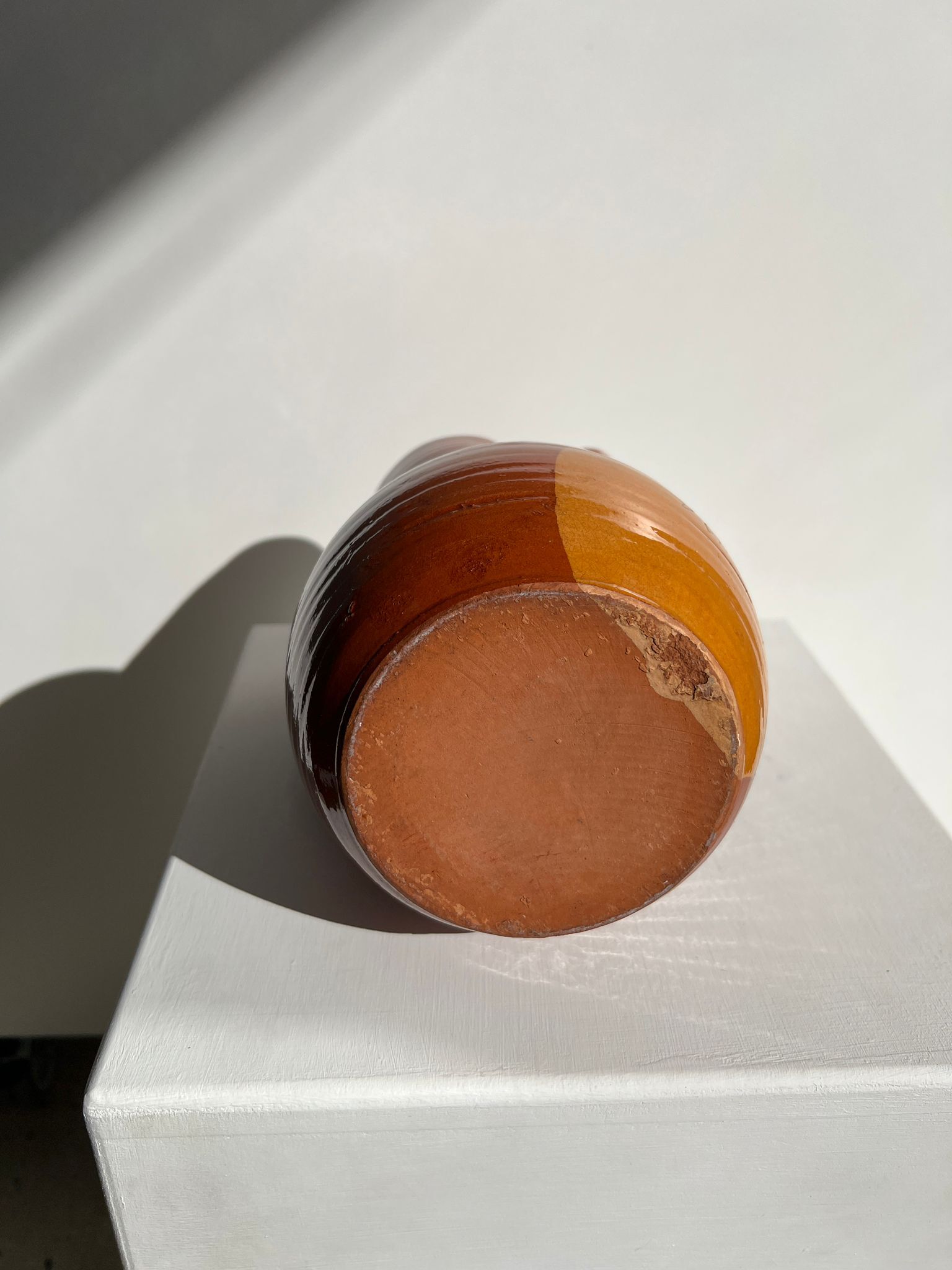 Two-tone brown ceramic wine pitcher H: 24cm