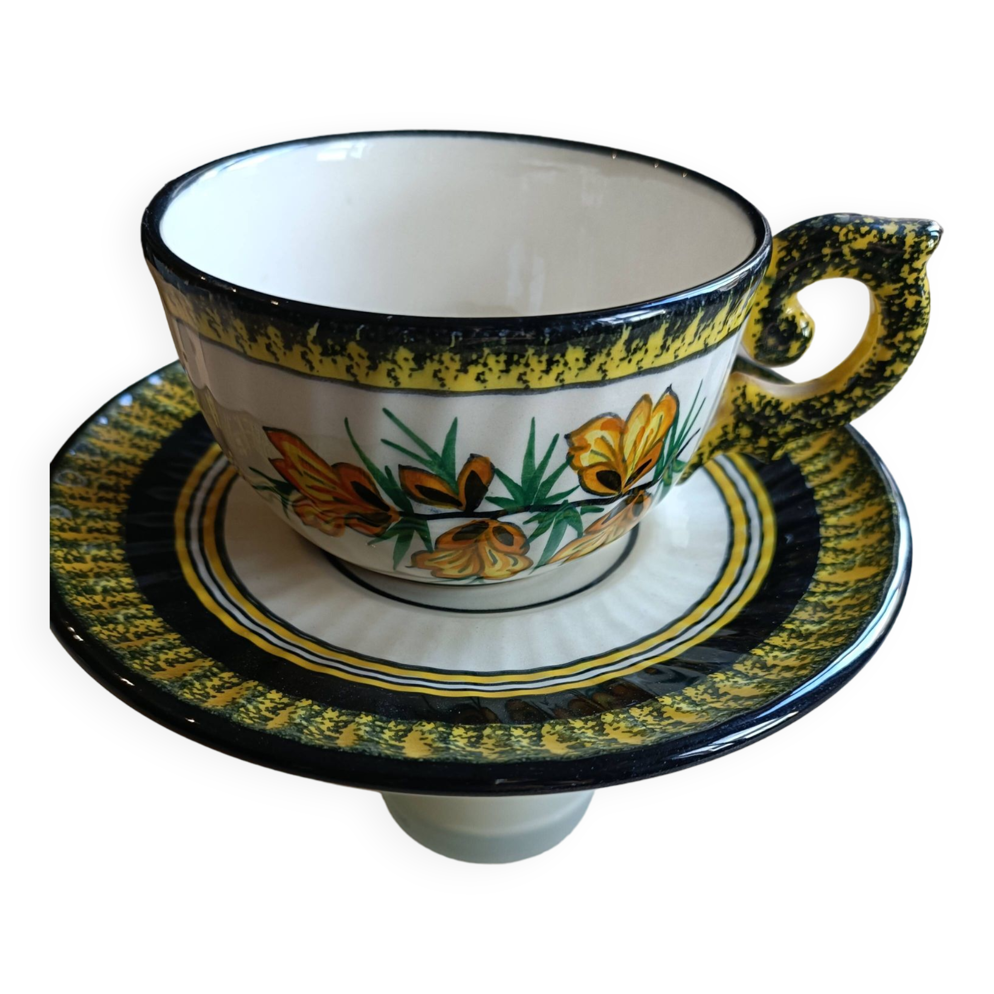 Tasse à thé avec soucoupe Henriot Quimper