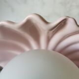 Opaline shell lamp