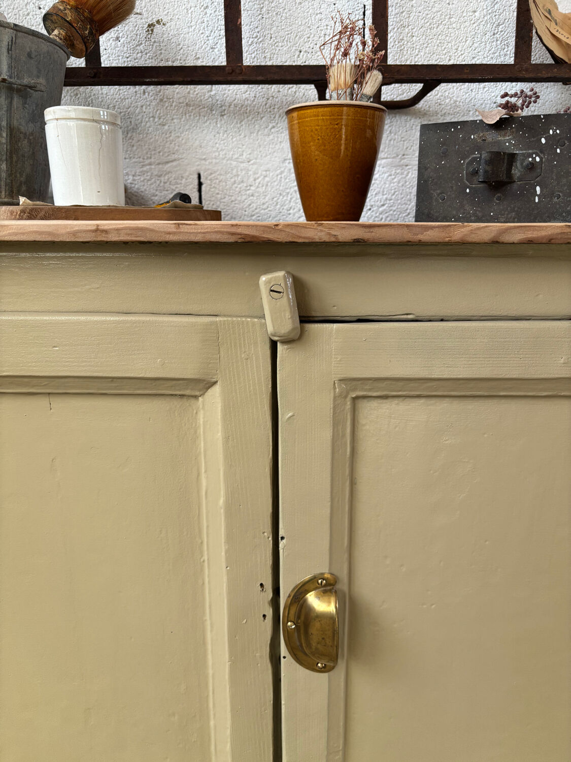 Beige two-door buffet