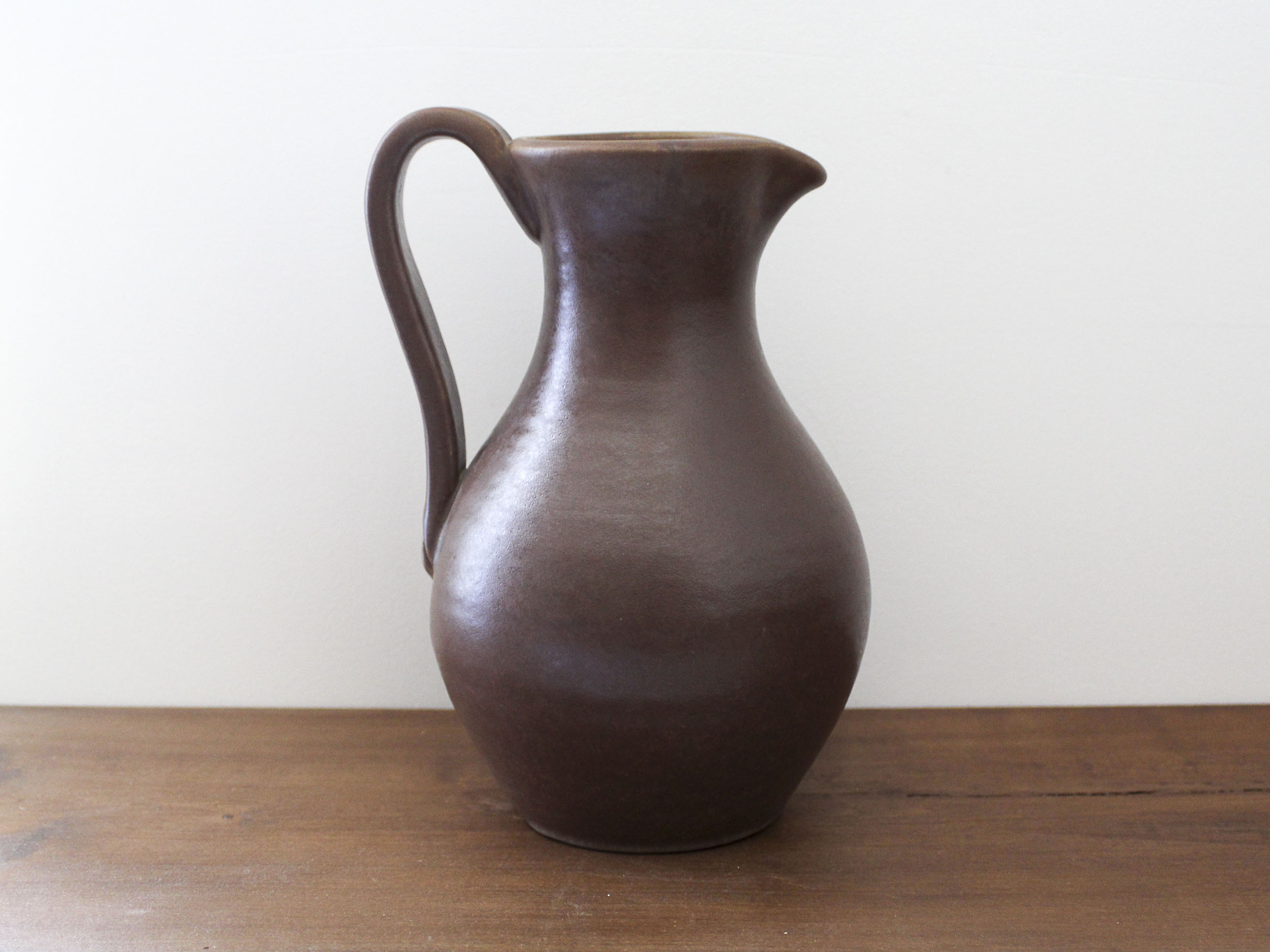 Pitcher in glazed stoneware Ph. Aubert