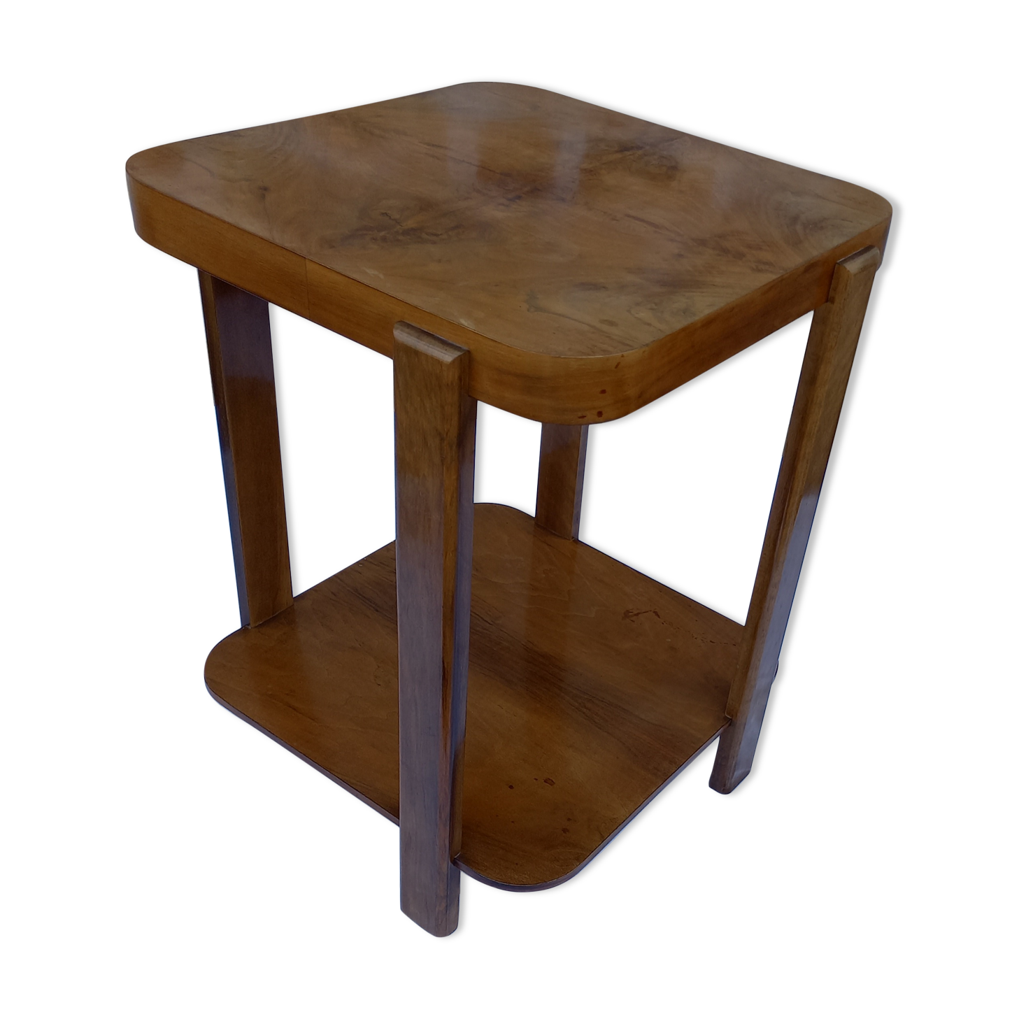 Wooden table and walnut bramble veneer