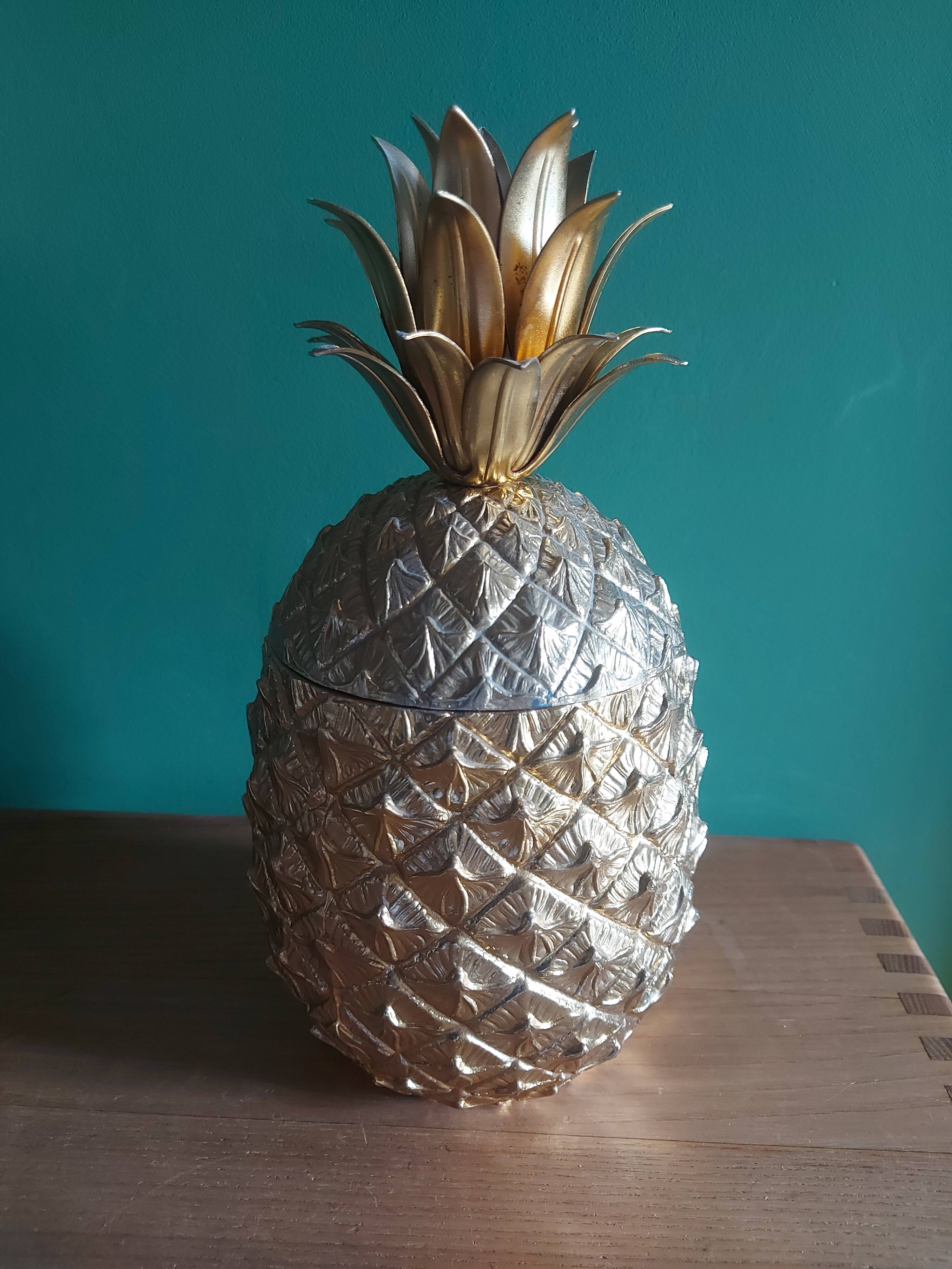Pineapple ice bucket in golden metal Mauro Manetti