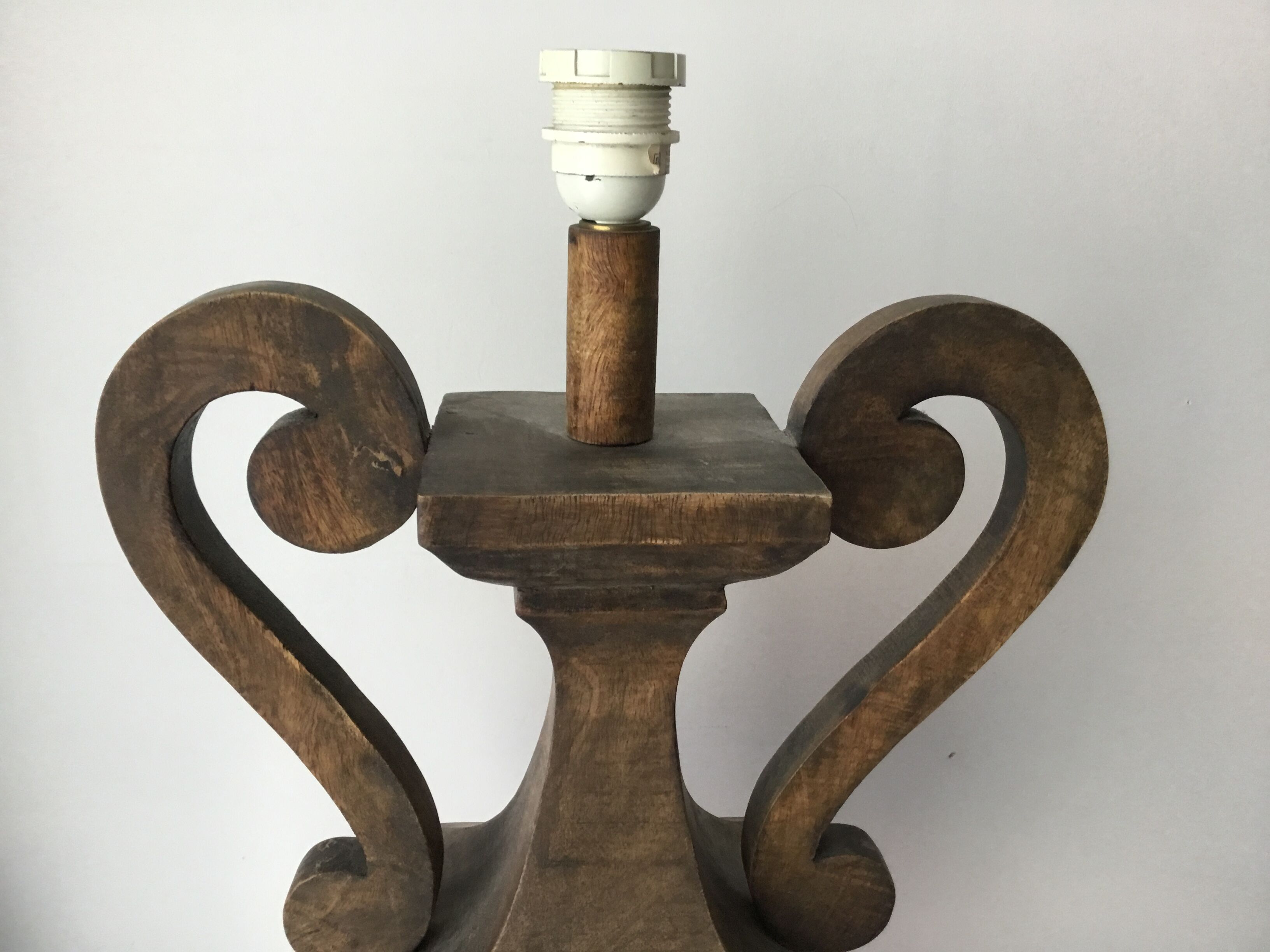 Wooden lamp foot