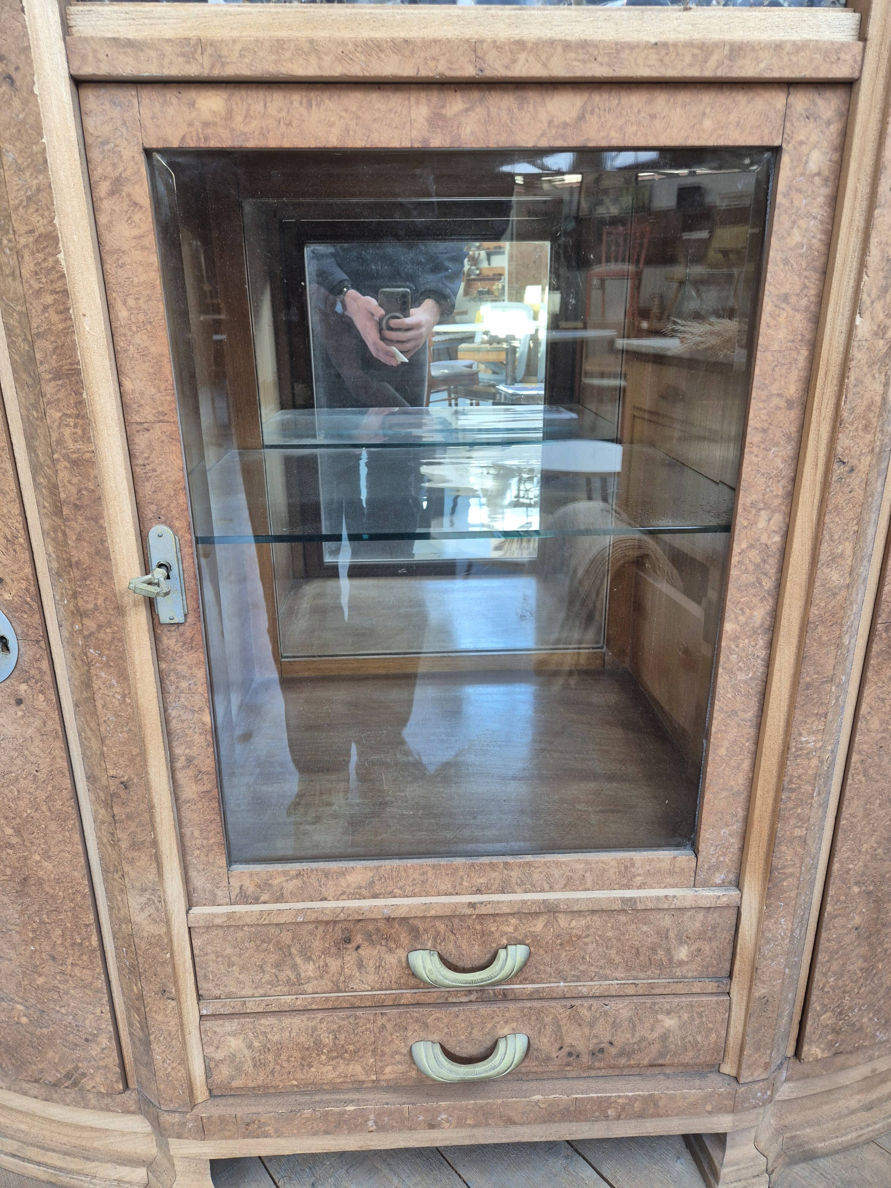 Abrasive blasting storage