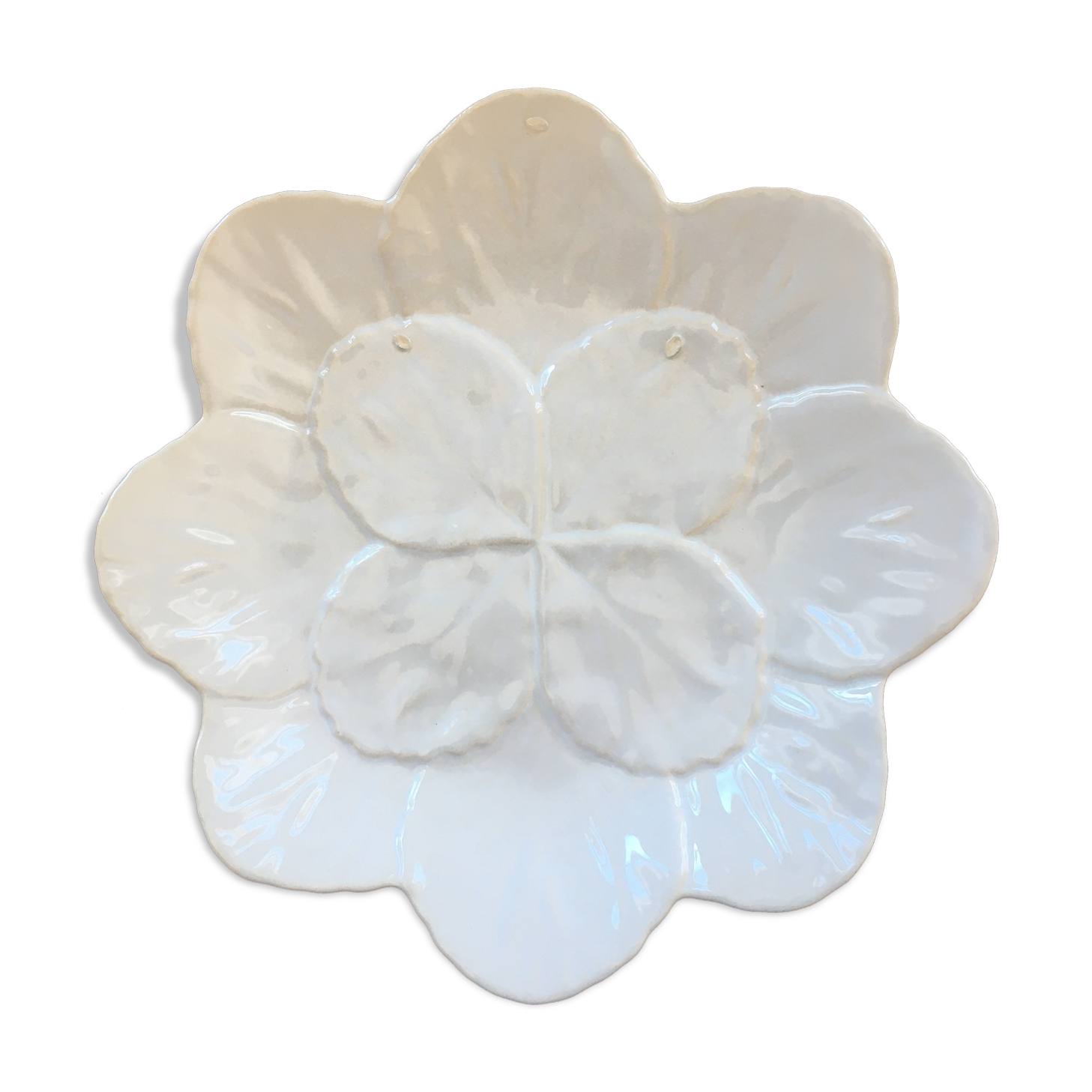 Assiette feuilles barbotine