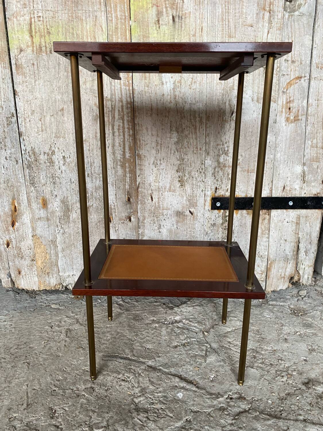Chevet, table d’appoint vintage en bois et métal doré