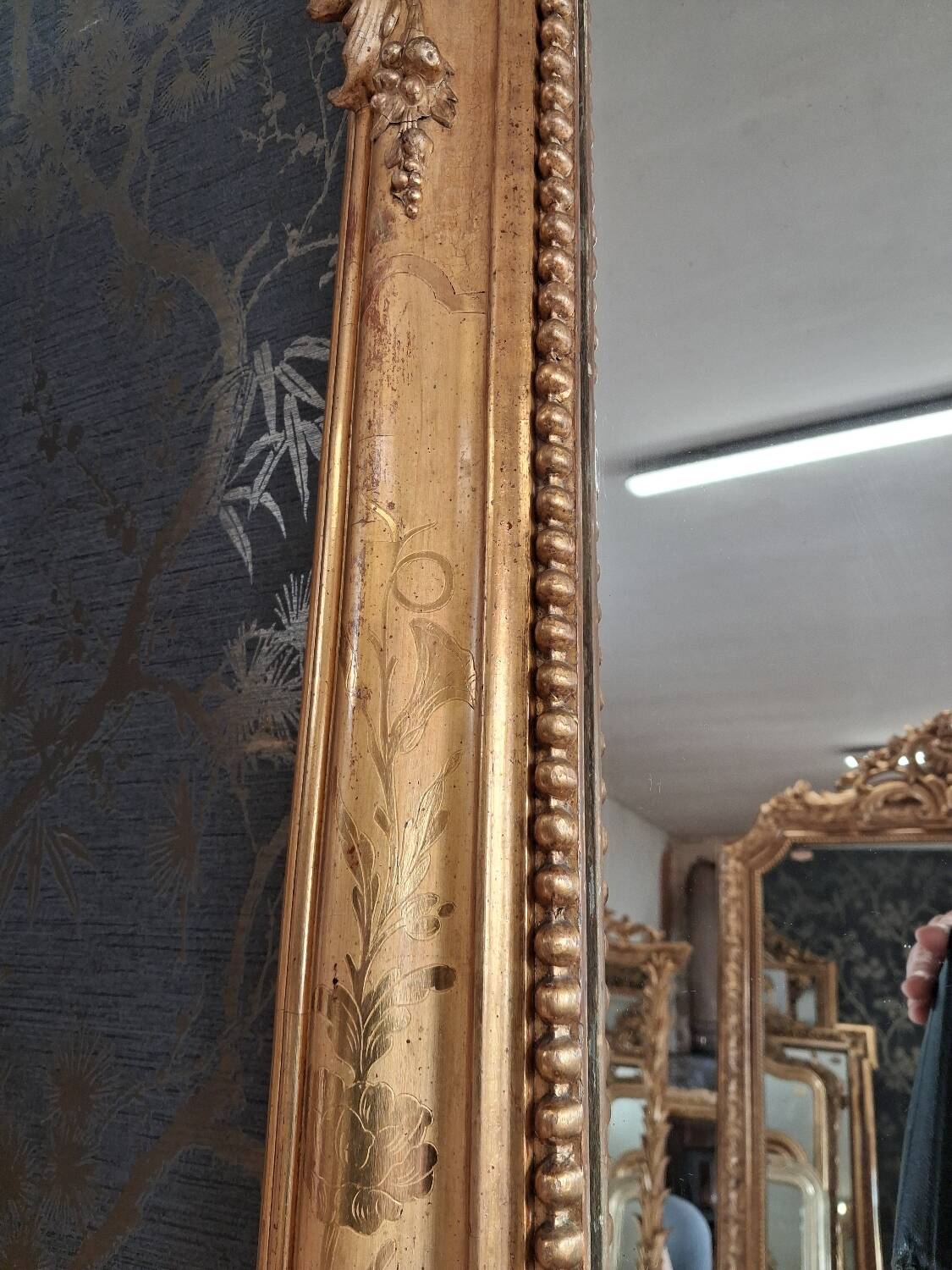 Restoration period mirror, 151 x 112